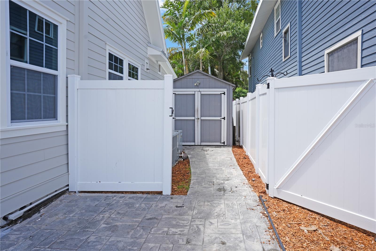 Image 39 of 47 For 480 28th Avenue N