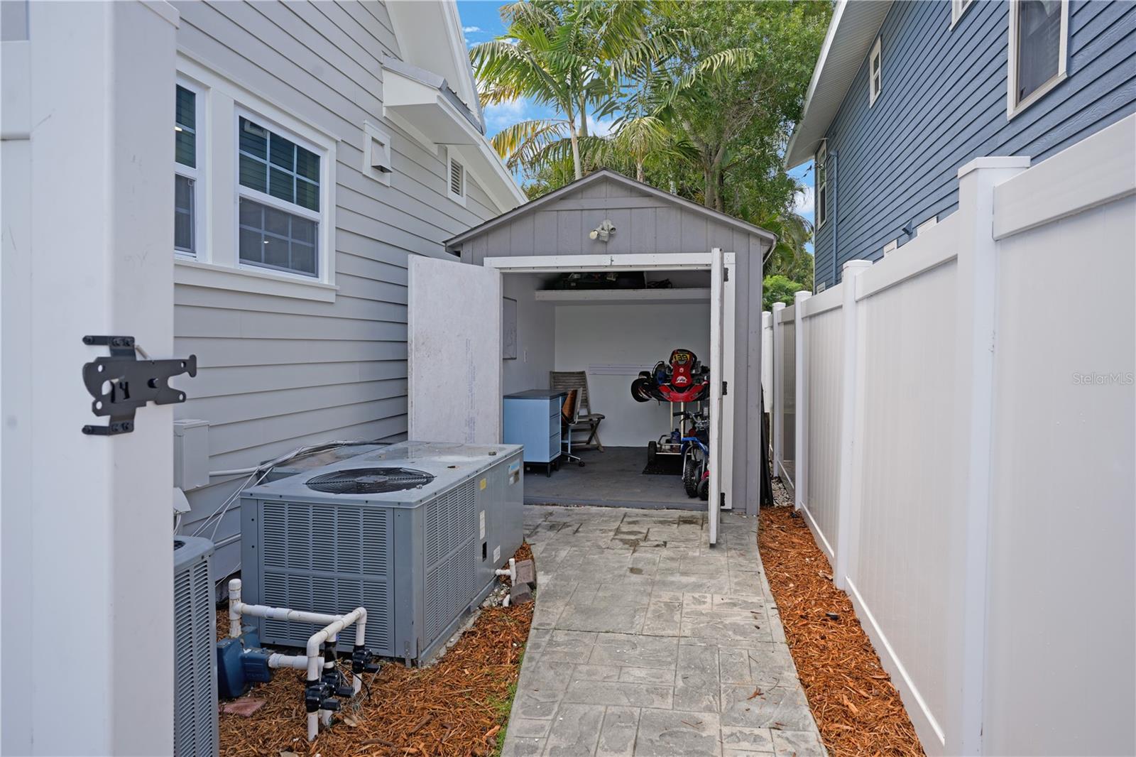 Image 41 of 47 For 480 28th Avenue N