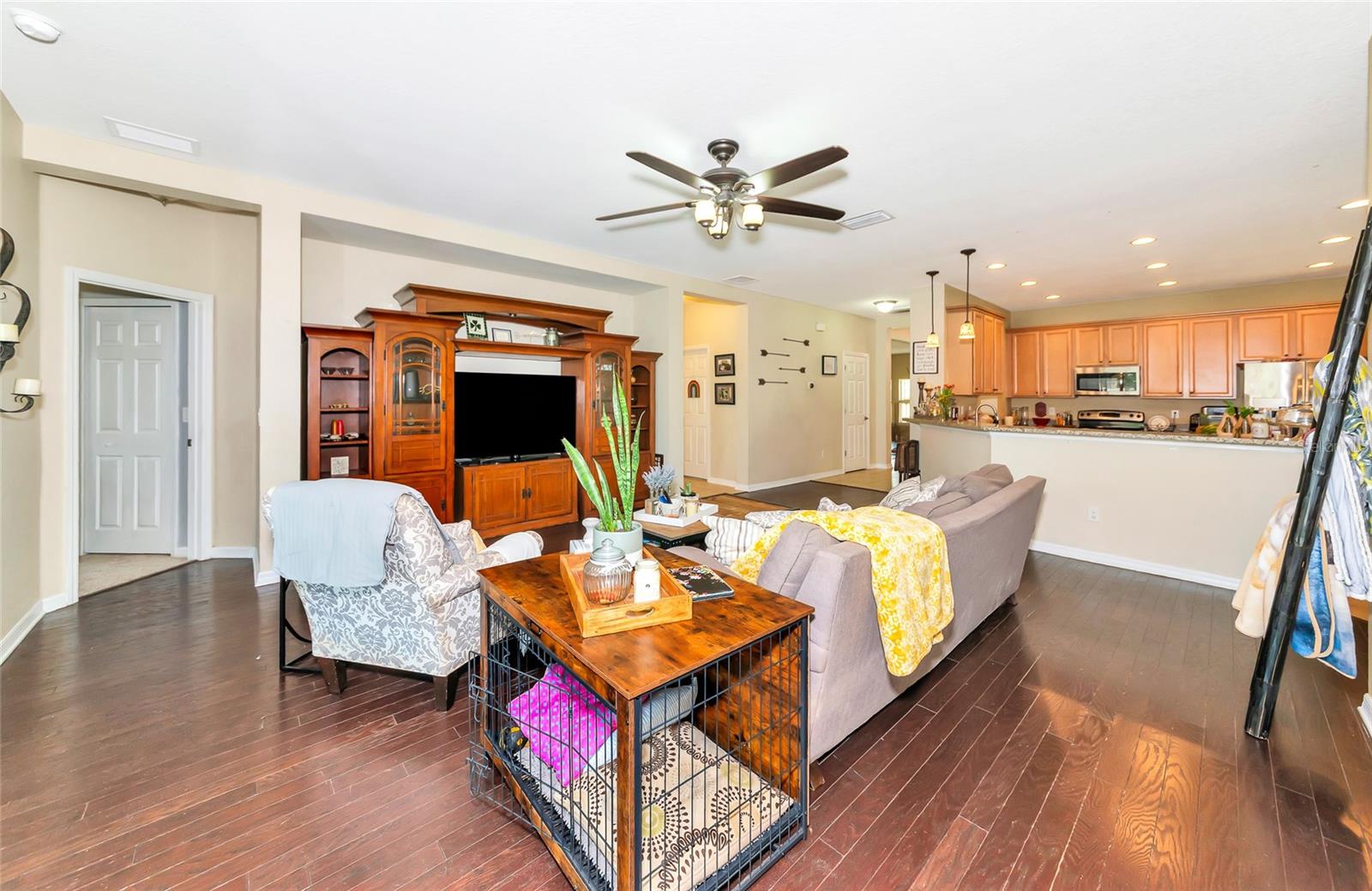 Image 10 of 28 For 11324 77th Street E