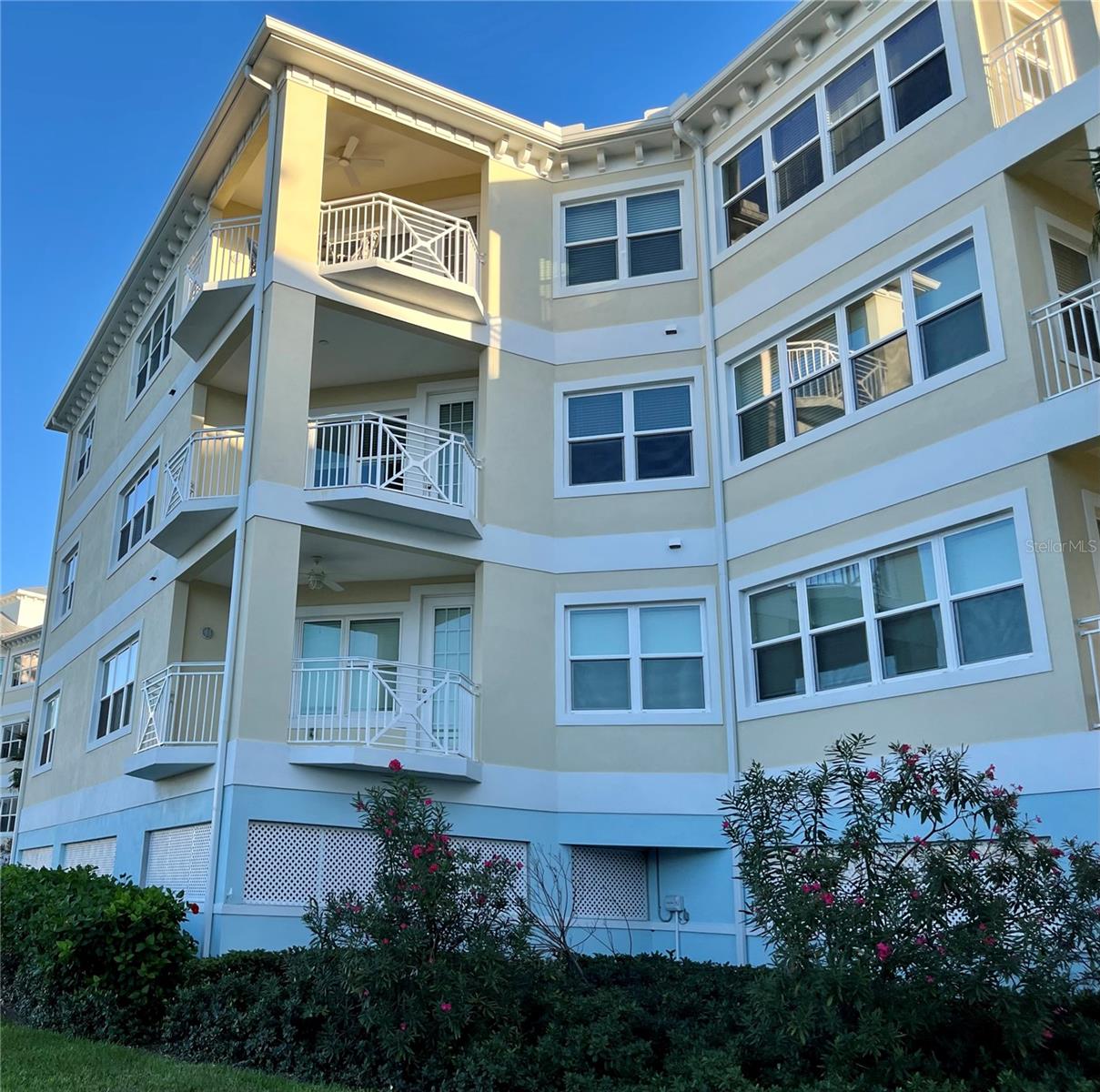 Image 4 of 70 For 3418 79th Street Circle W 202
