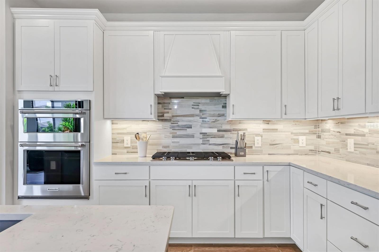 Image 11 of 75 For 17910 Waterville Place