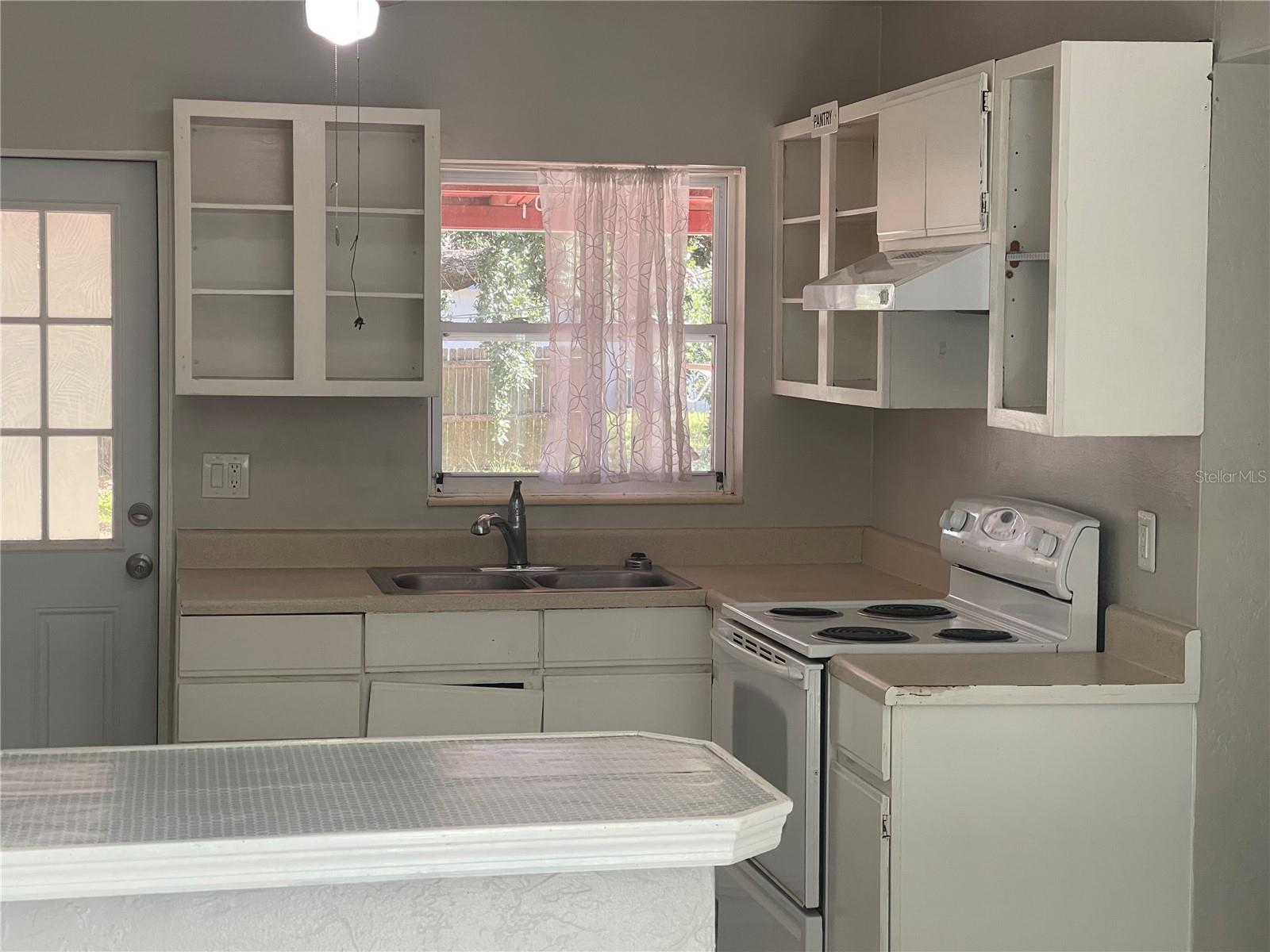 Image 5 of 29 For 8075 48th Avenue N