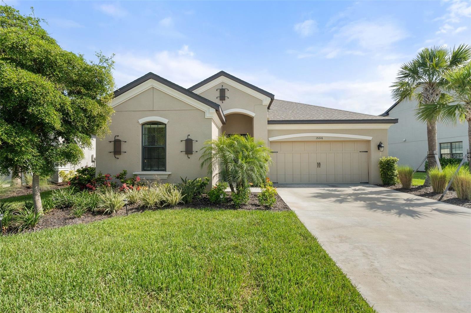 Image 3 of 74 For 15316 Shady Palms Lane