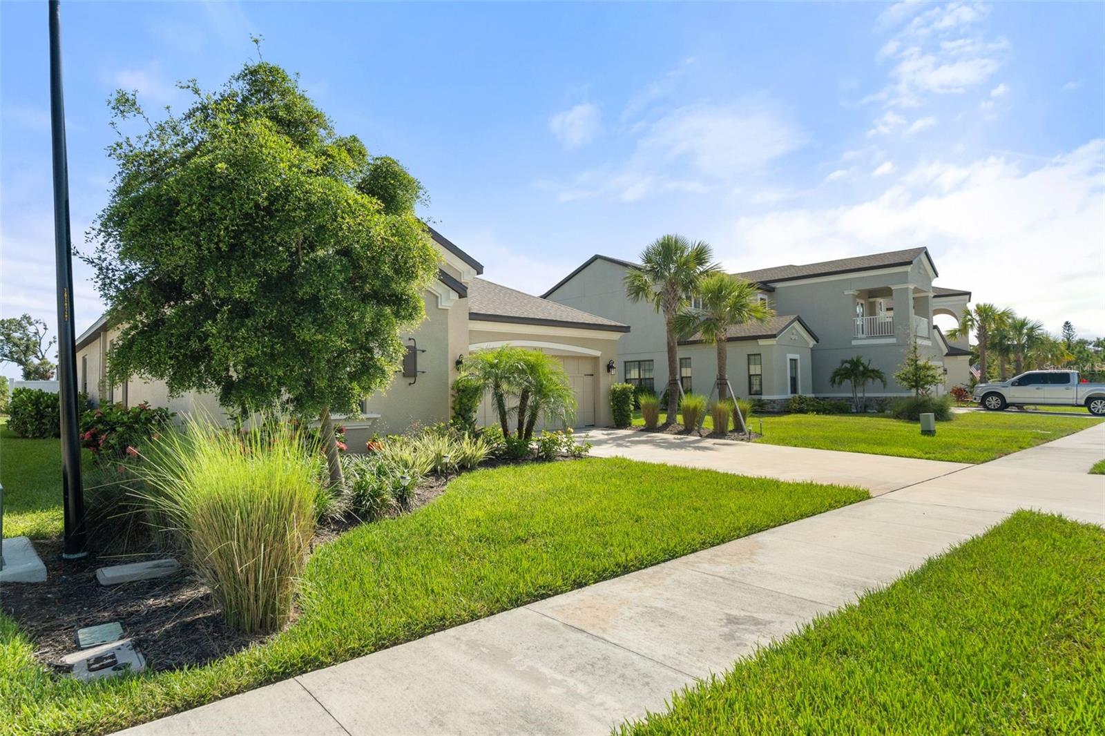 Image 61 of 74 For 15316 Shady Palms Lane