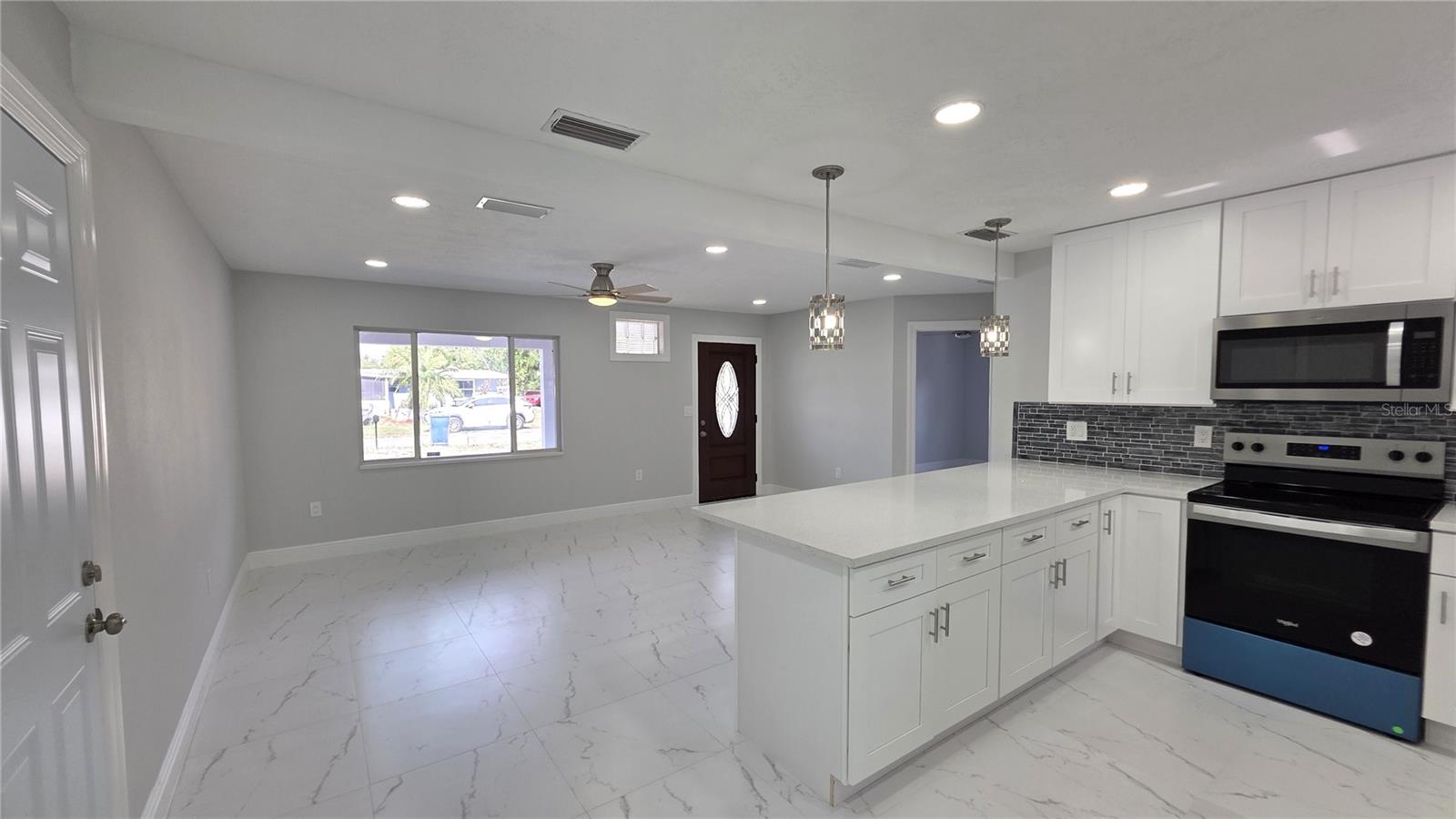 Image 6 of 11 For 6404 8th Street Court W