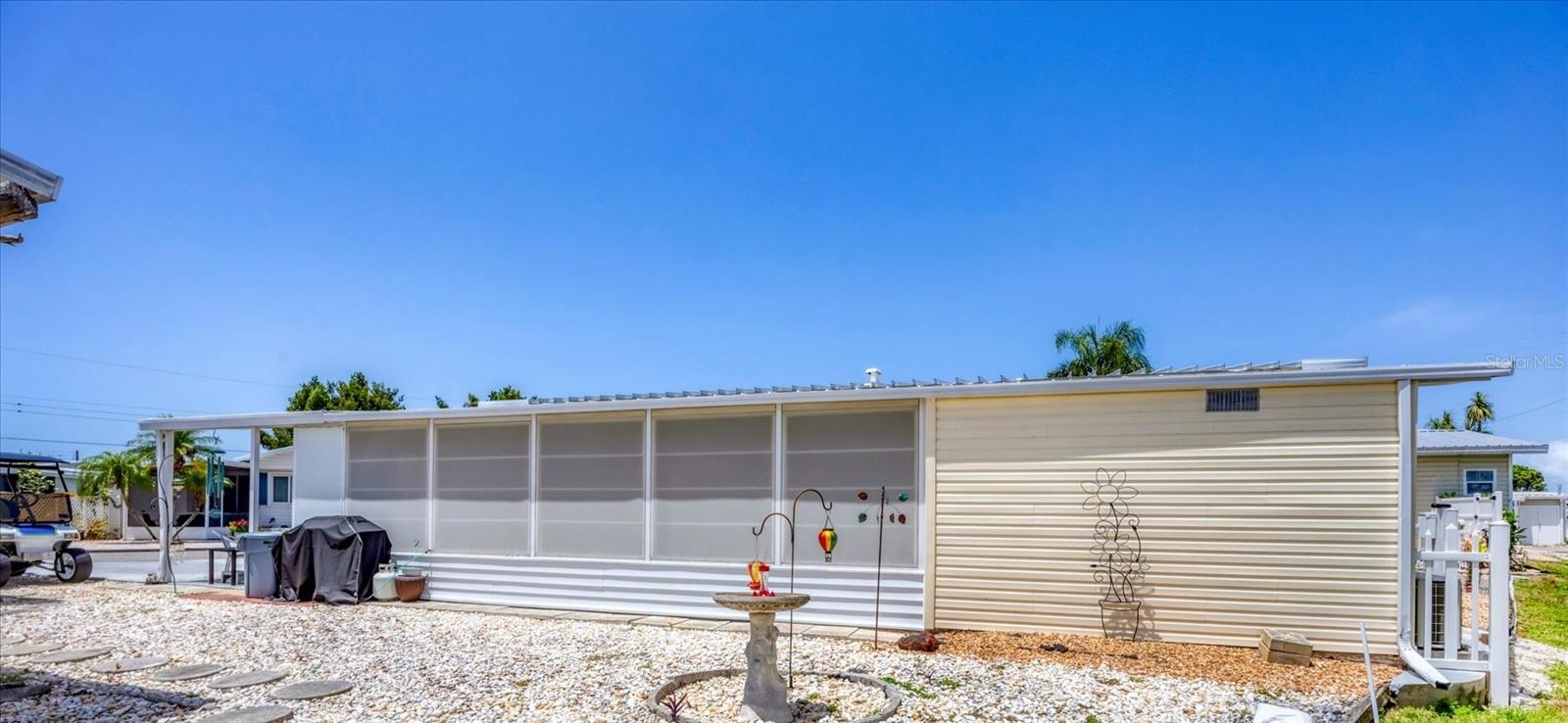 Listing photo id 28 for 2113 Minnesota Avenue