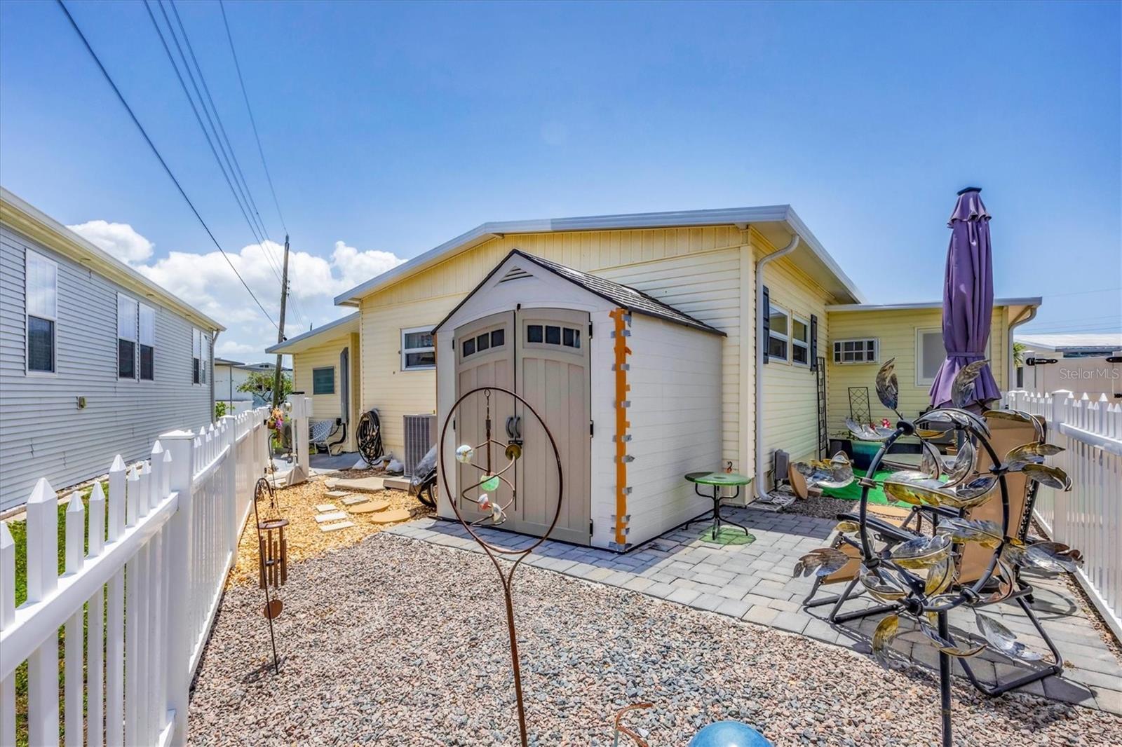 Listing photo id 30 for 2113 Minnesota Avenue