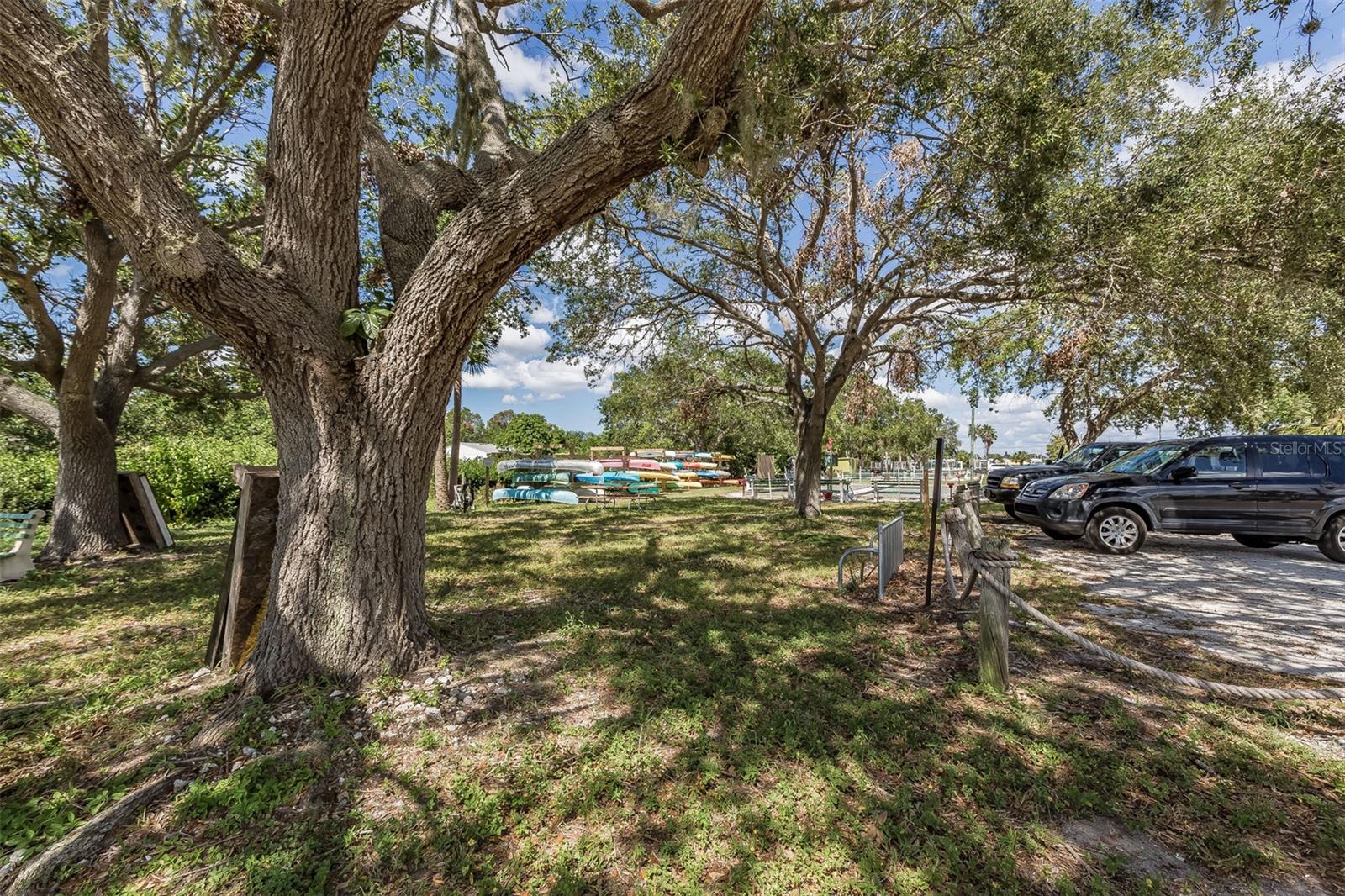 Listing photo id 39 for 2113 Minnesota Avenue