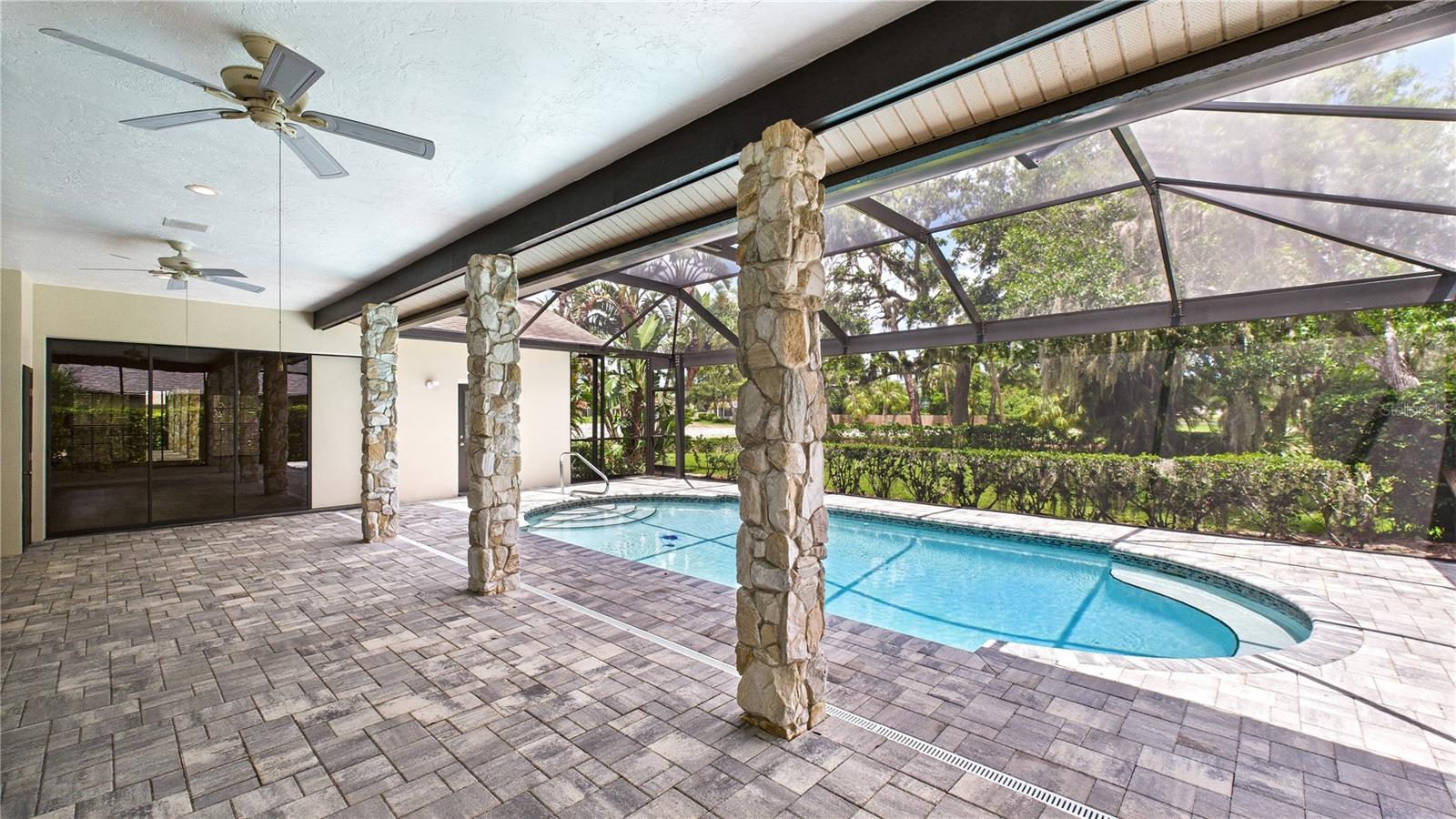 Details for 6107 Misty Oaks Street, SARASOTA, FL 34243