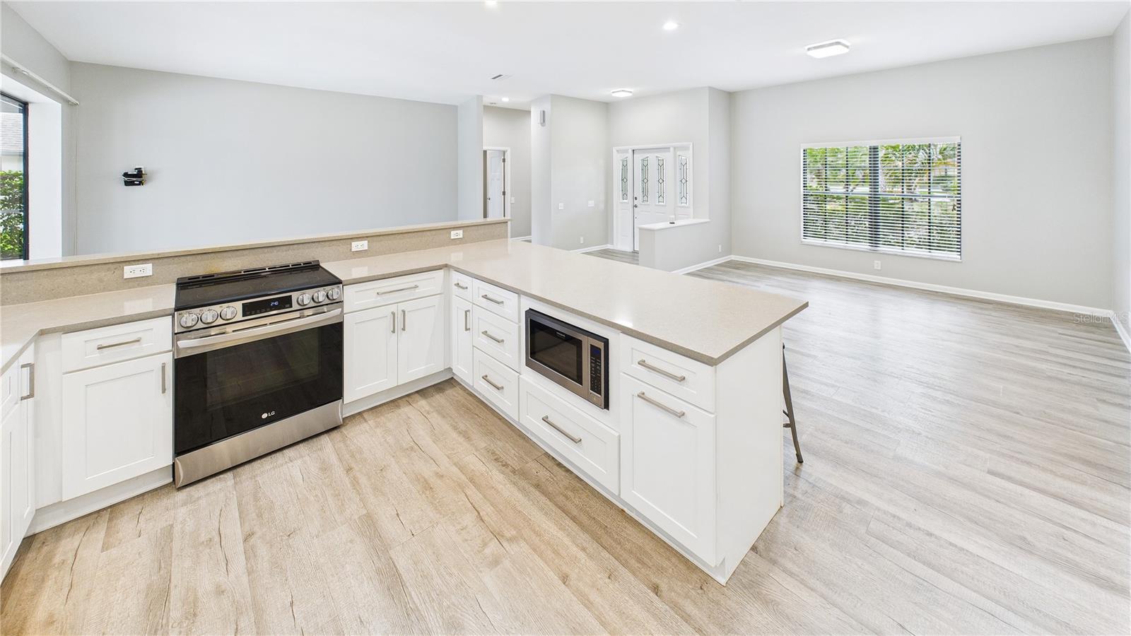 Image 16 of 68 For 6107 Misty Oaks Street