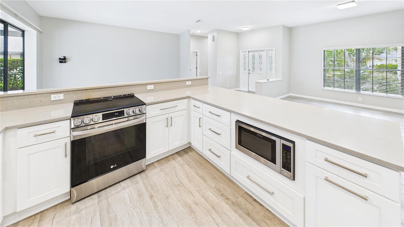Image 18 of 68 For 6107 Misty Oaks Street
