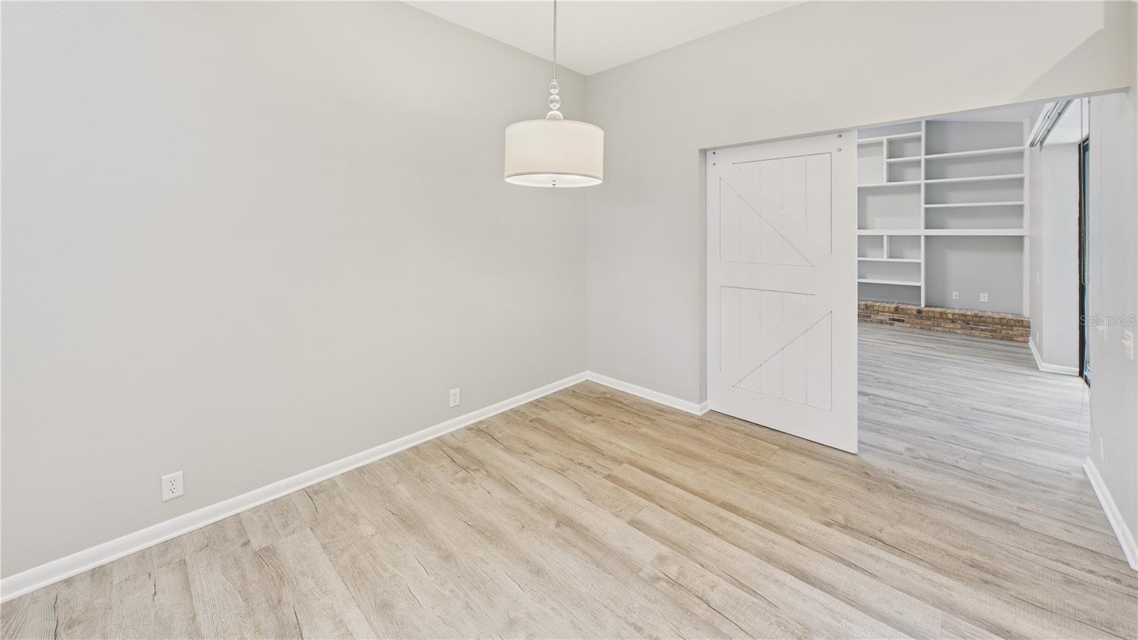 Image 21 of 68 For 6107 Misty Oaks Street