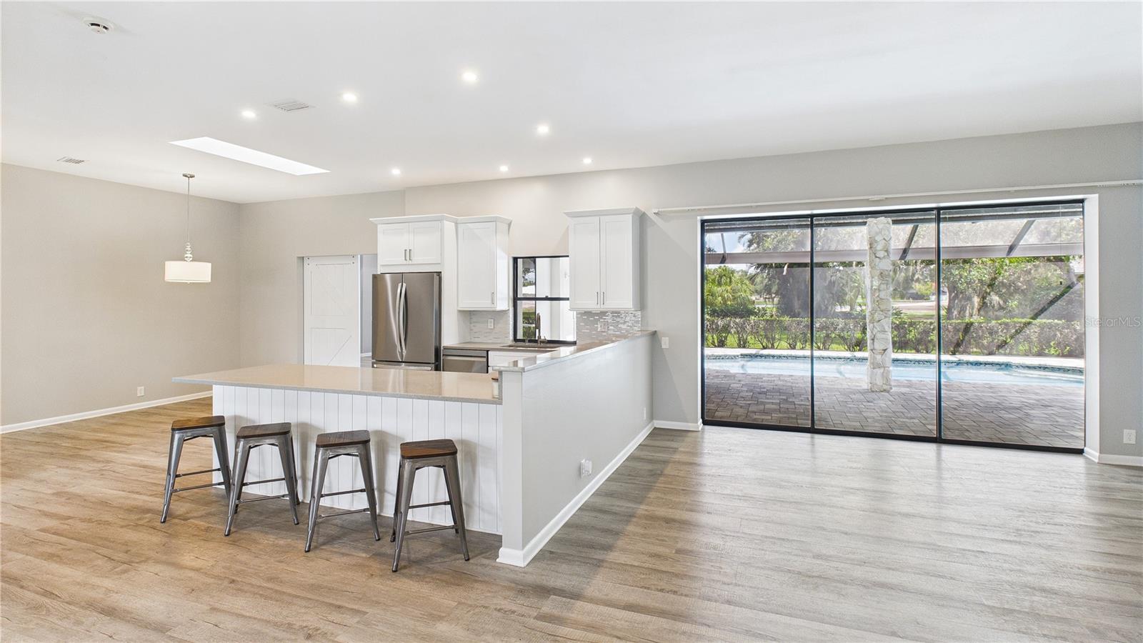 Image 3 of 68 For 6107 Misty Oaks Street
