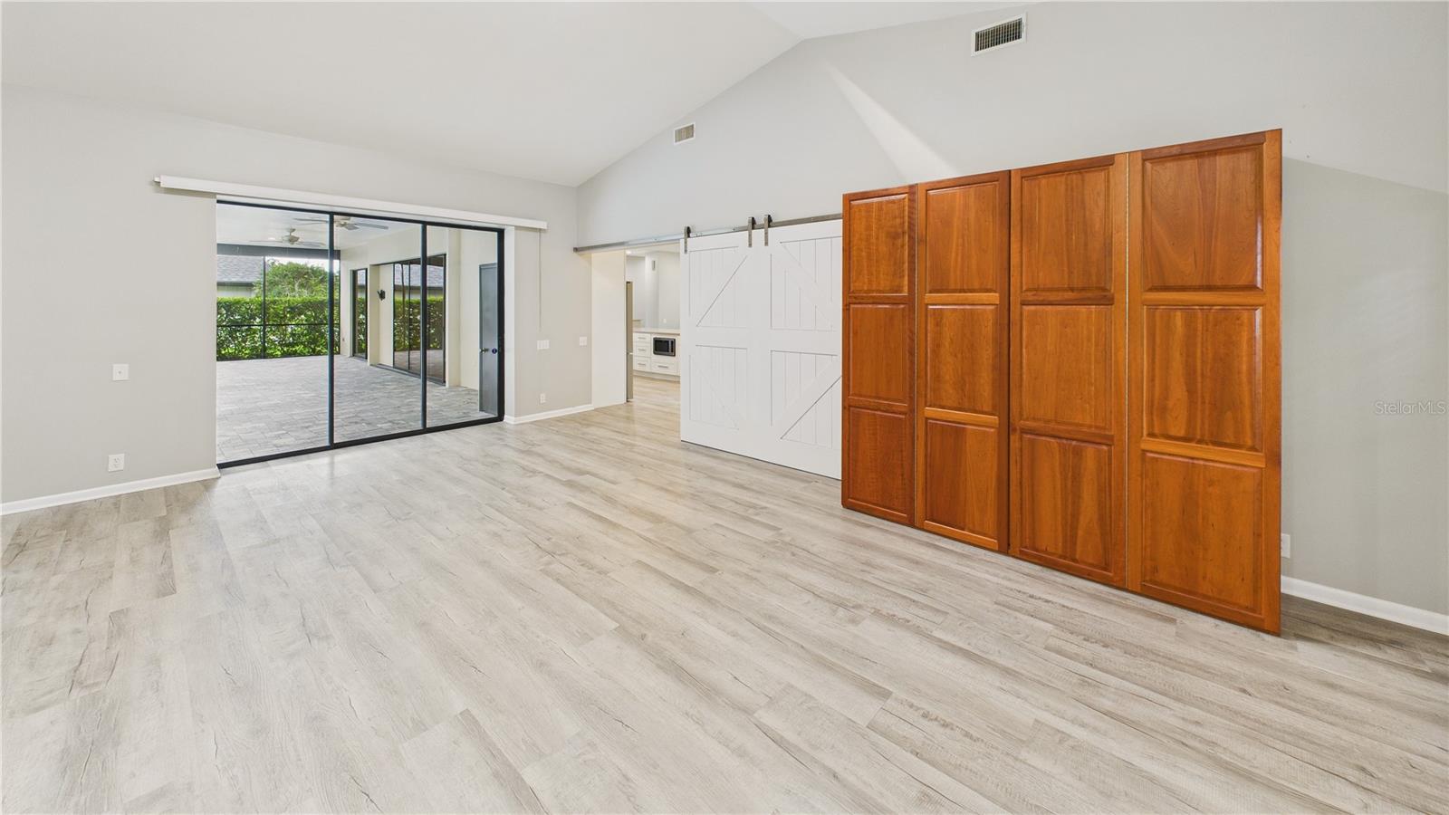 Image 36 of 68 For 6107 Misty Oaks Street