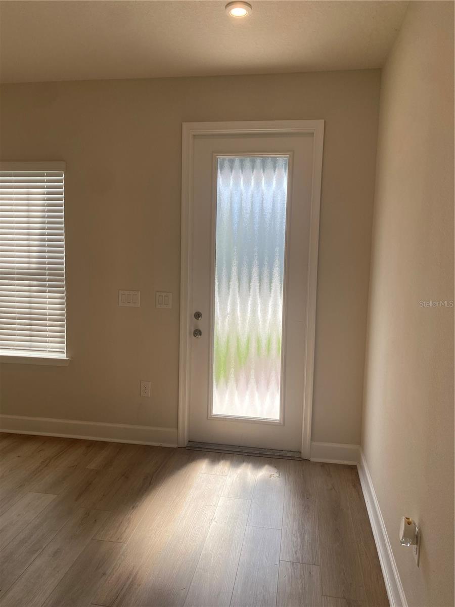 Image 8 of 11 For 1710 Summer Rose Drive