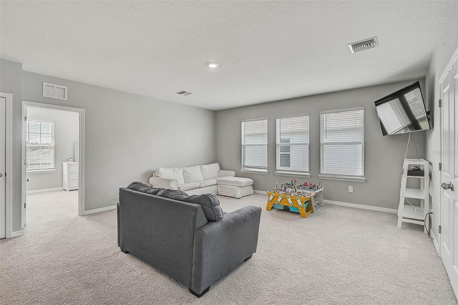 Image 19 of 51 For 2136 Midnight Pearl Drive