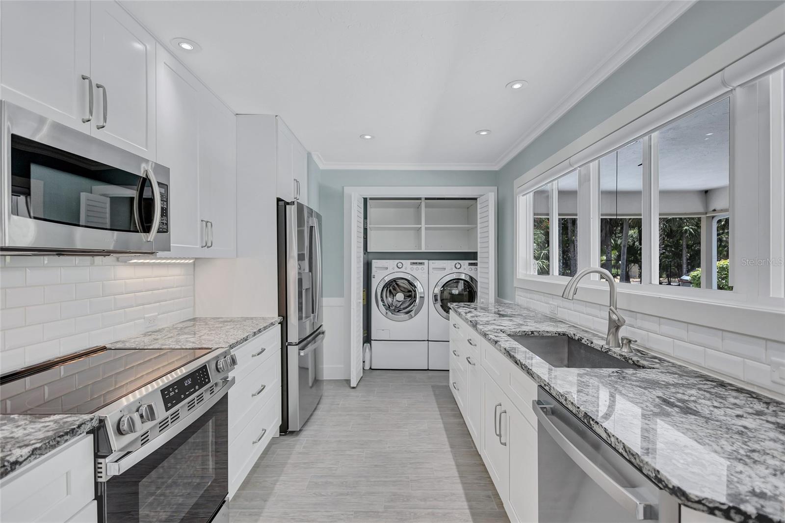 Image 13 of 39 For 139 Vista Hermosa Circle