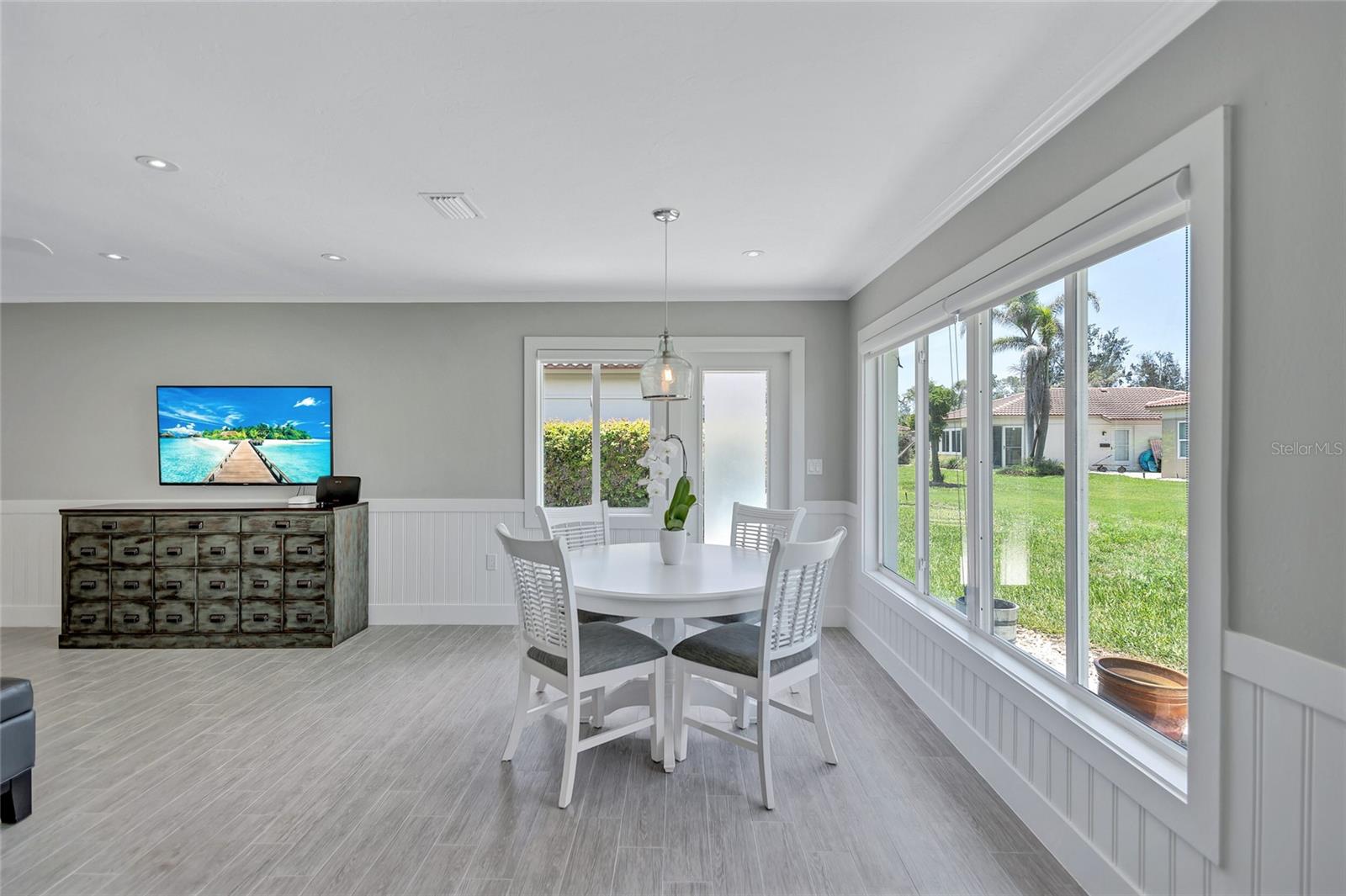 Image 19 of 39 For 139 Vista Hermosa Circle