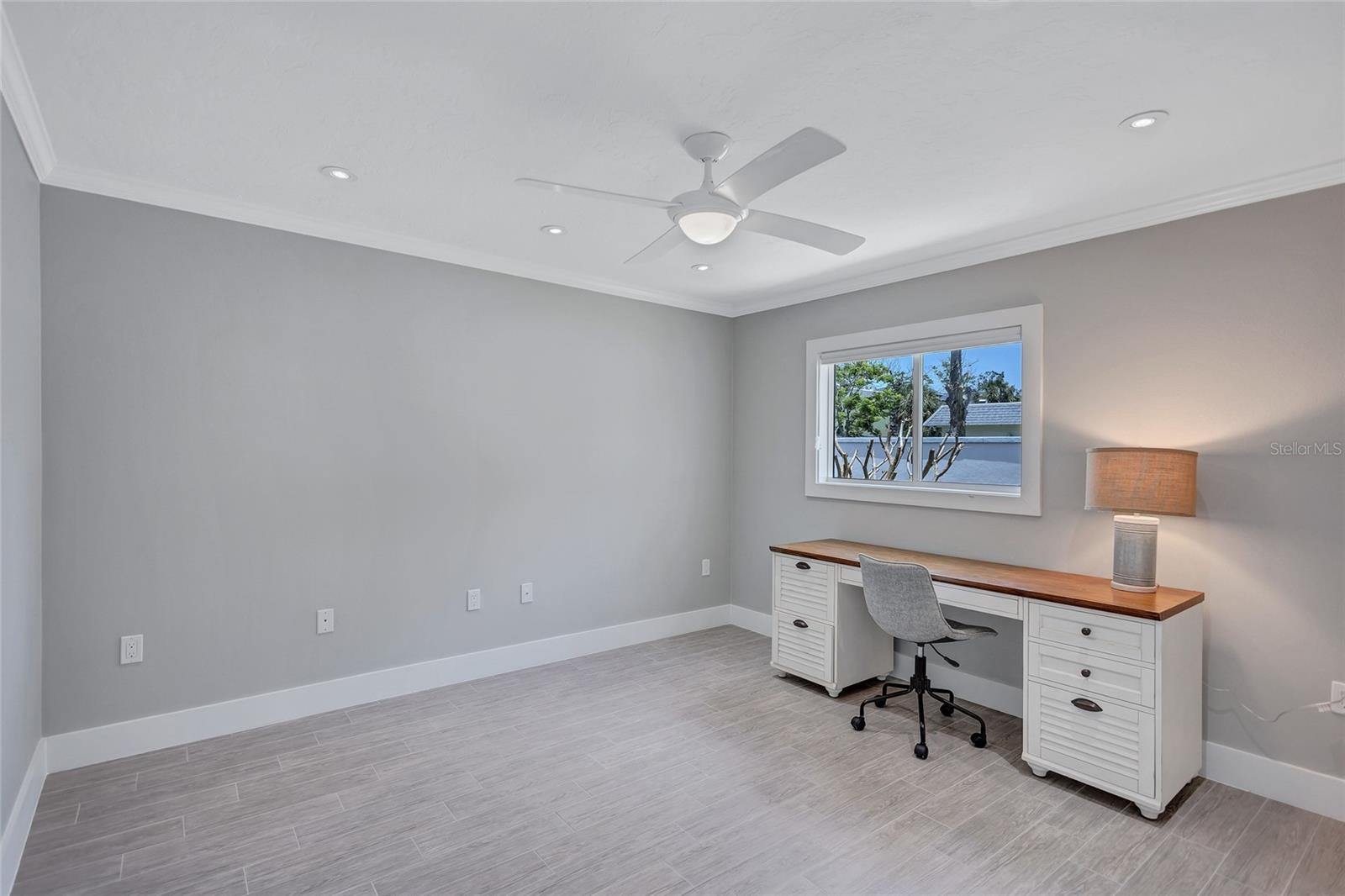 Image 23 of 39 For 139 Vista Hermosa Circle