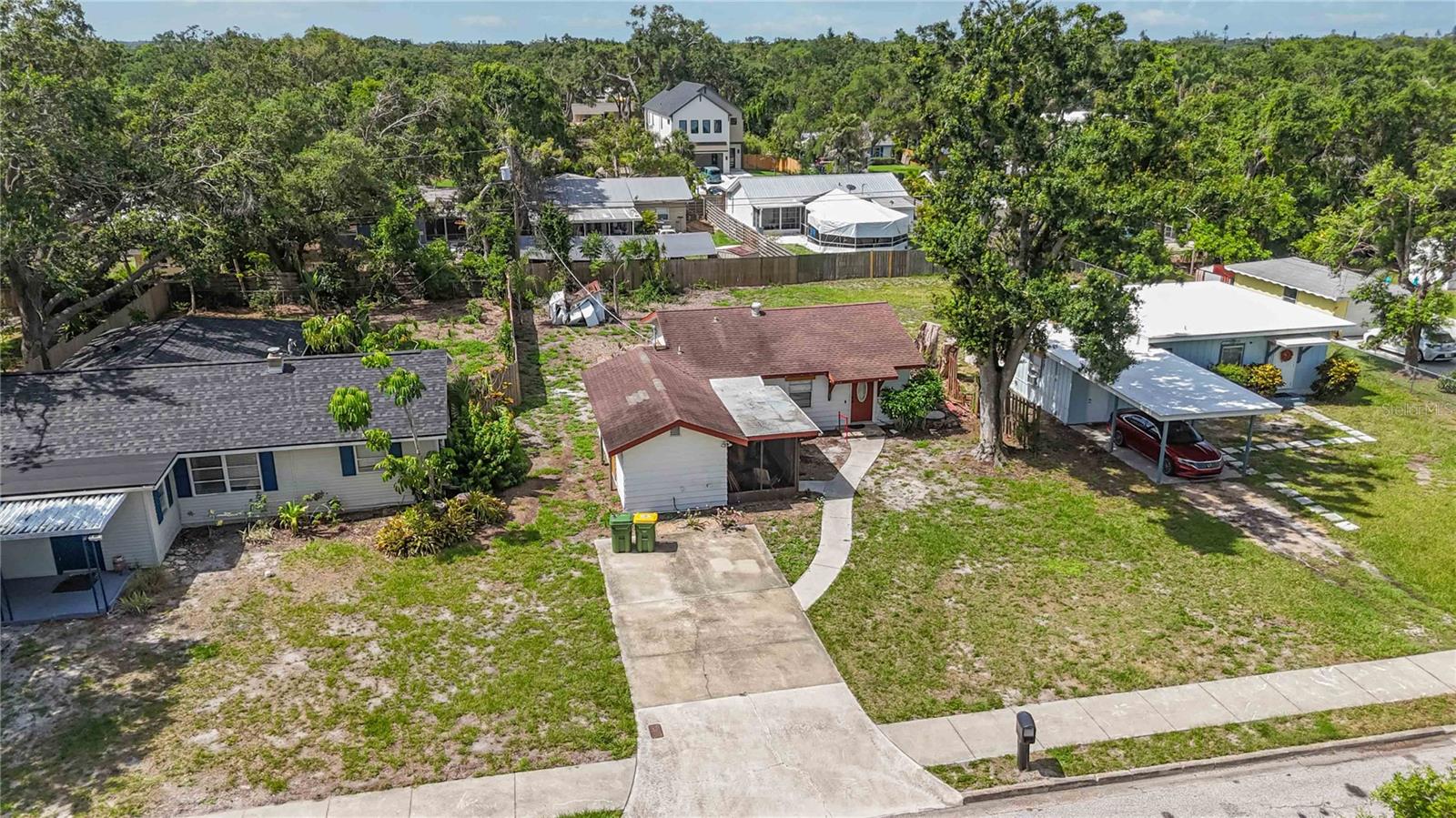 Image 3 of 16 For 2558 Hawthorne Street