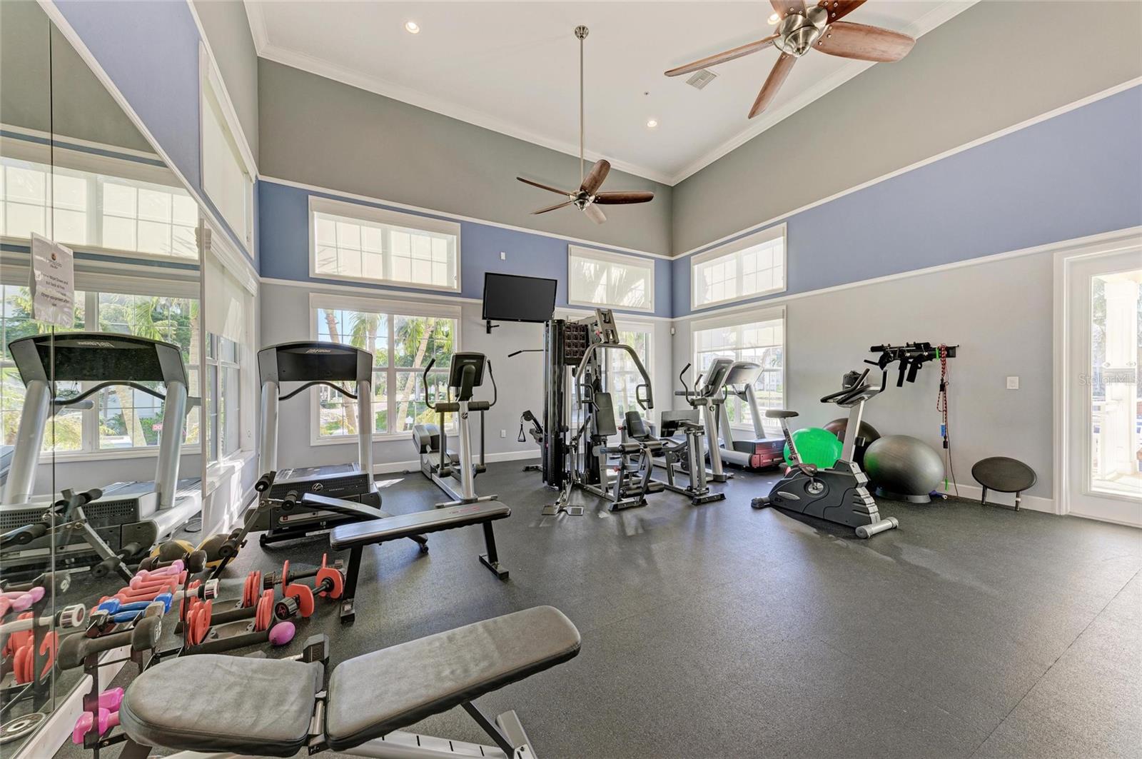 Image 61 of 80 For 7820 34th Avenue W 102