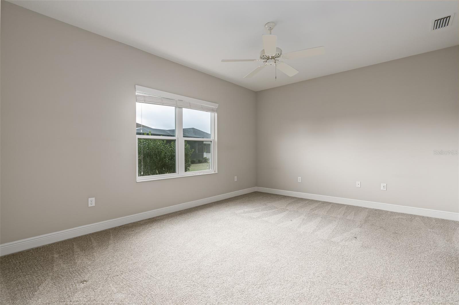 Image 12 of 26 For 11223 Woodlake Way