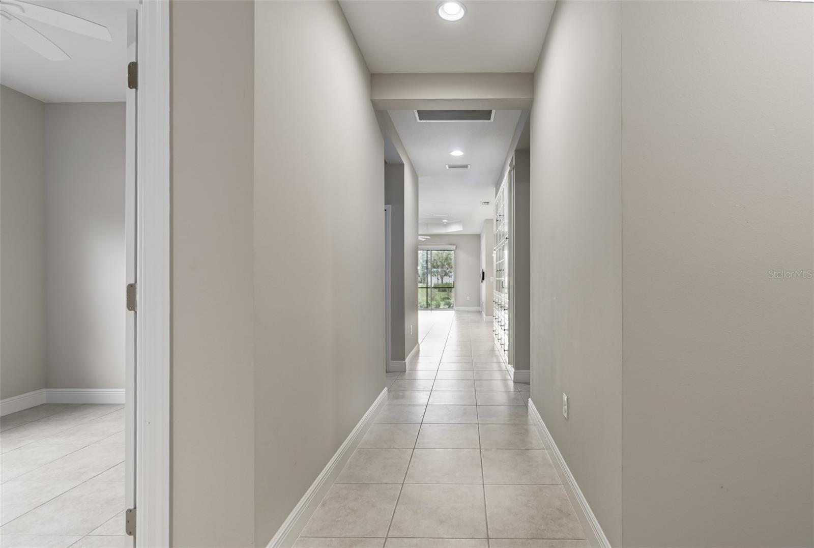 Image 4 of 26 For 11223 Woodlake Way
