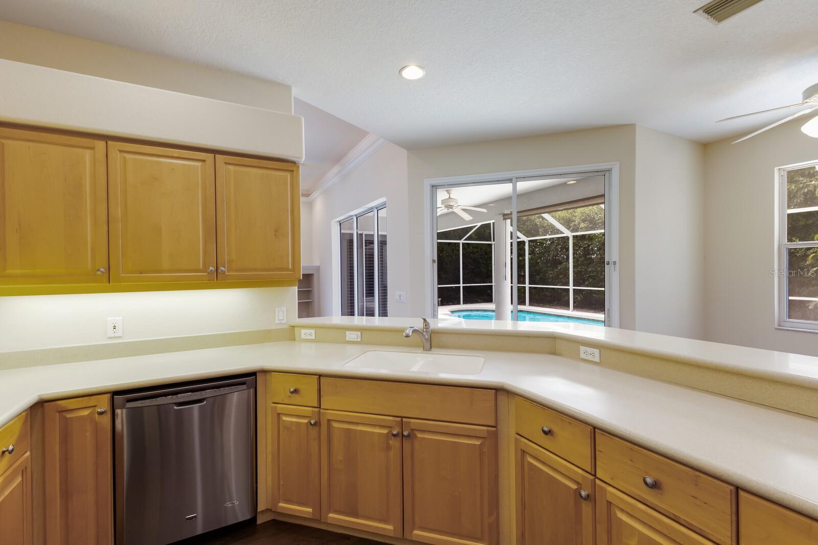 Image 14 of 34 For 4998 Cedar Oak Way