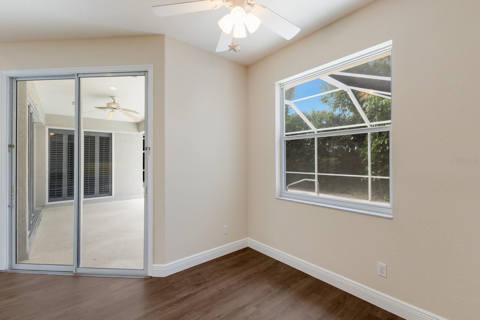 Image 15 of 34 For 4998 Cedar Oak Way