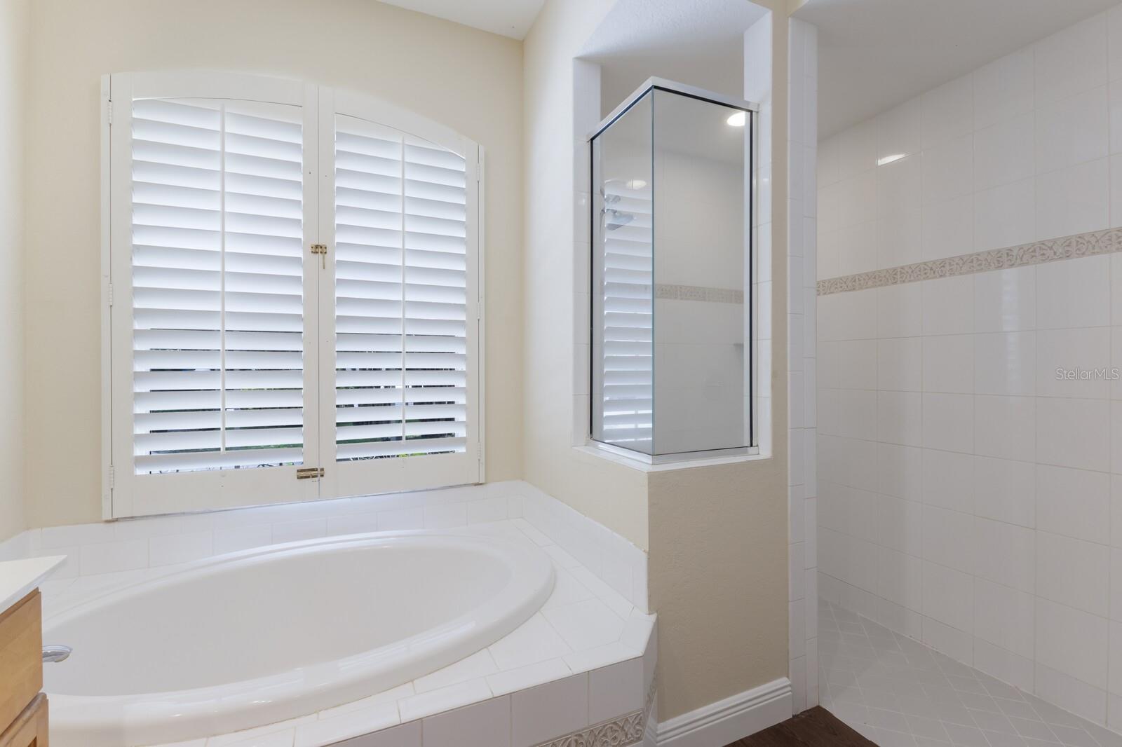 Image 20 of 34 For 4998 Cedar Oak Way