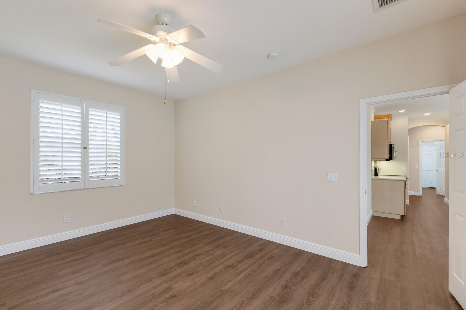 Image 21 of 34 For 4998 Cedar Oak Way
