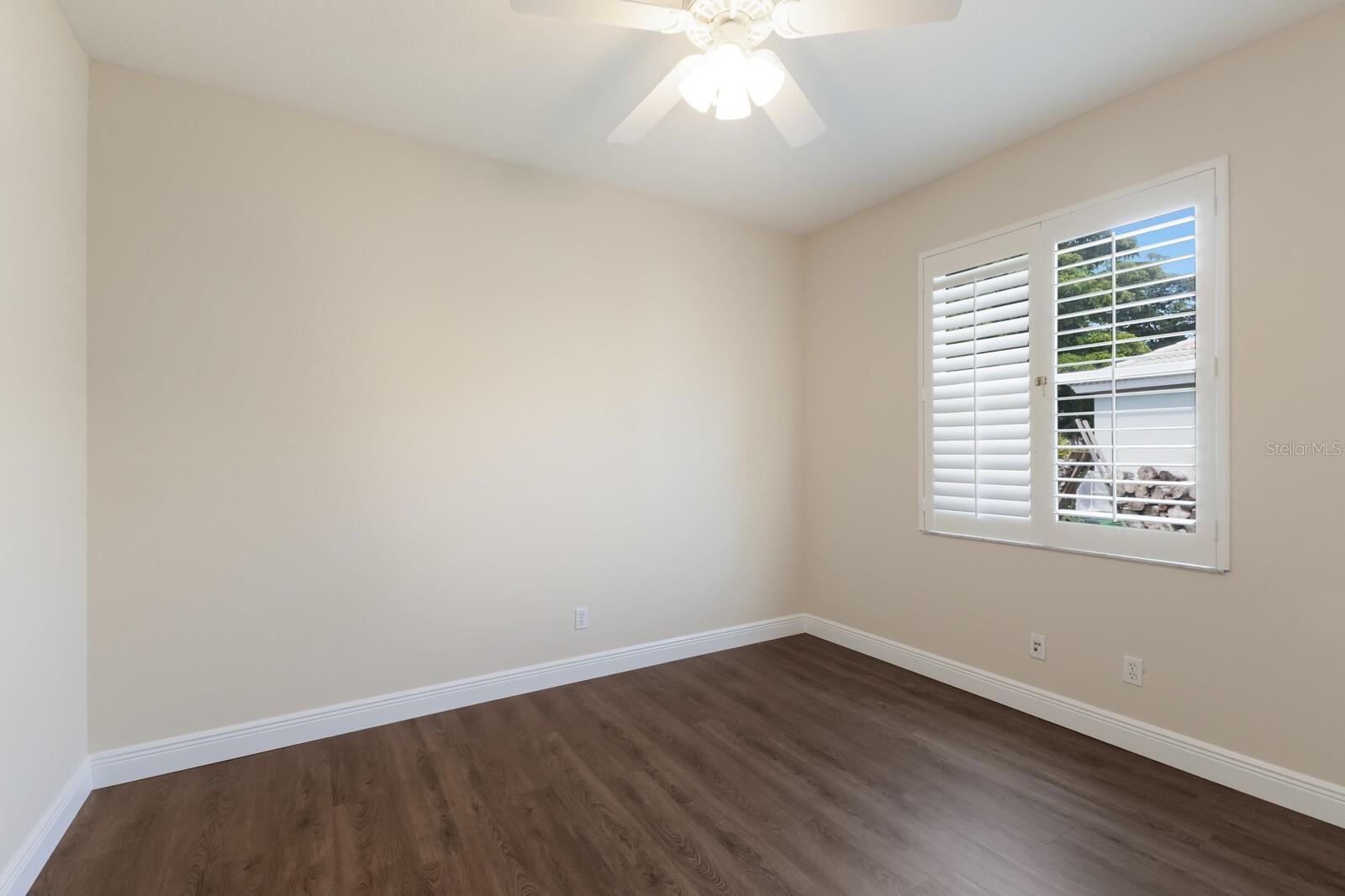 Image 27 of 34 For 4998 Cedar Oak Way