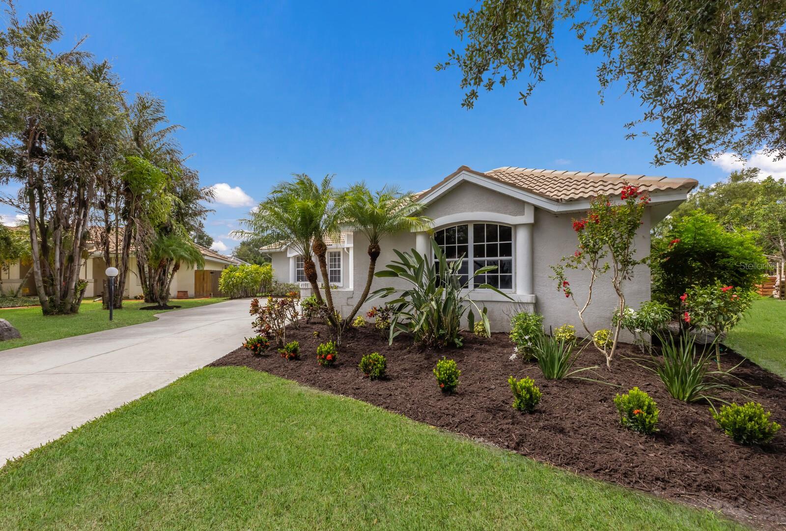 Image 4 of 34 For 4998 Cedar Oak Way
