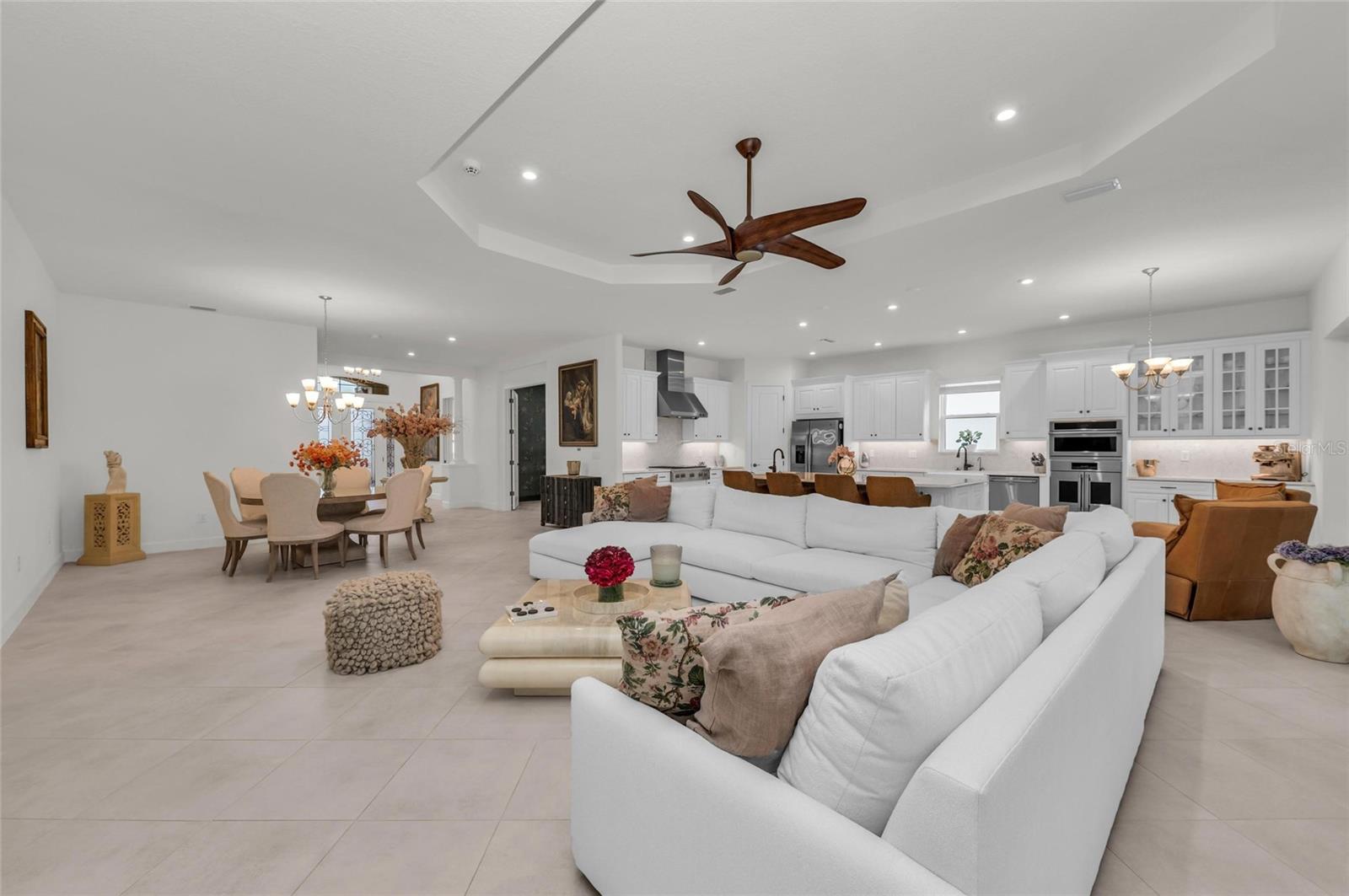 Image 16 of 79 For 15315 Derna Terrace