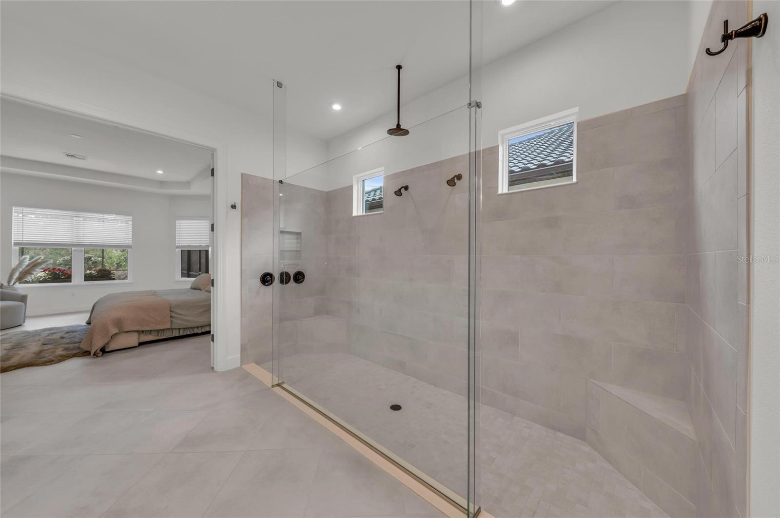 Image 31 of 79 For 15315 Derna Terrace