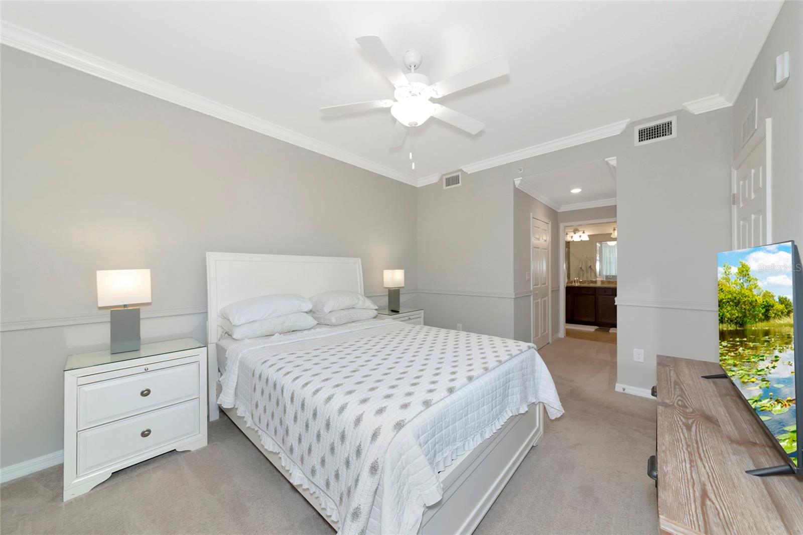 Image 14 of 34 For 5604 Palmer Circle 103