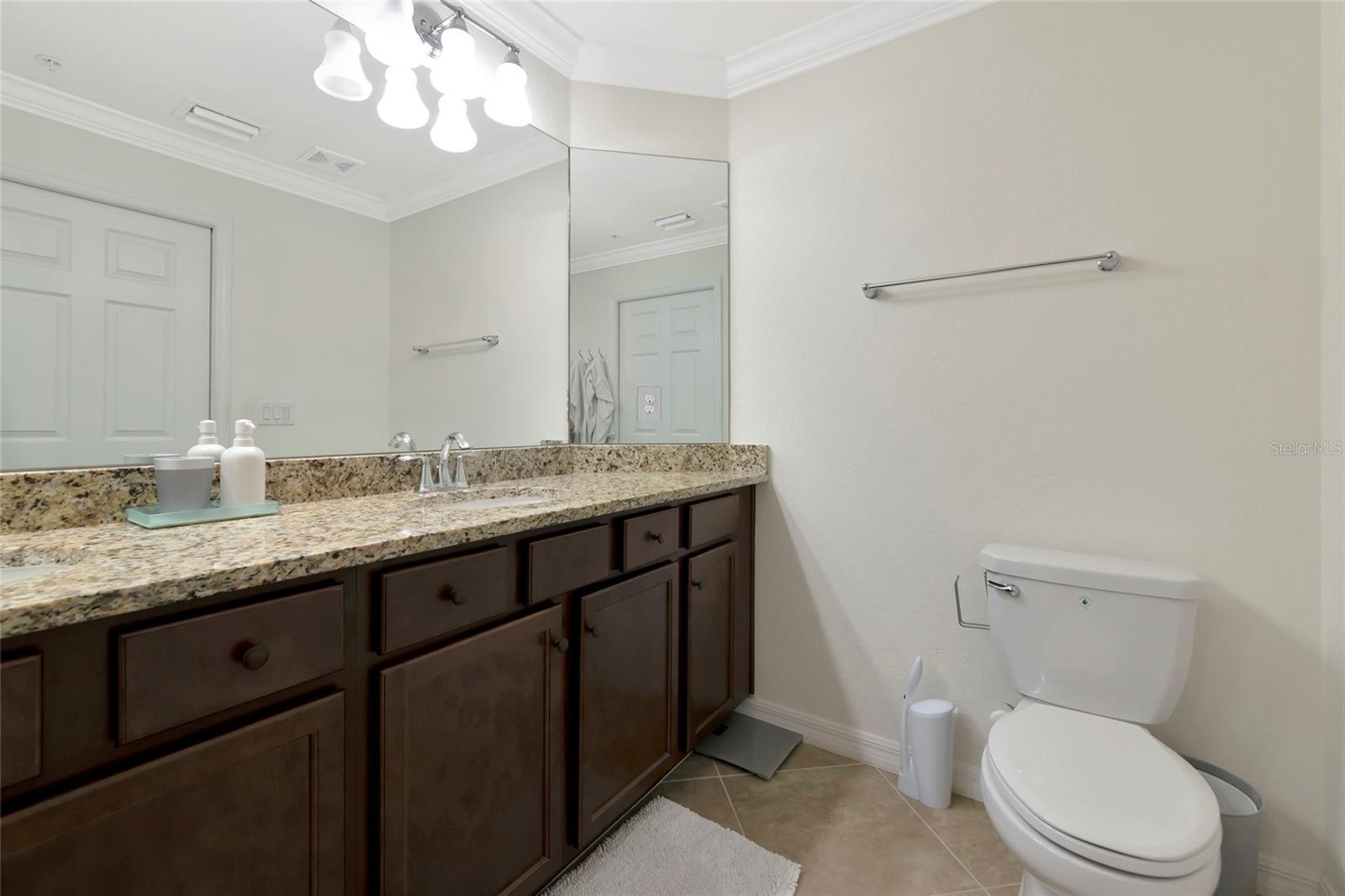 Image 18 of 34 For 5604 Palmer Circle 103