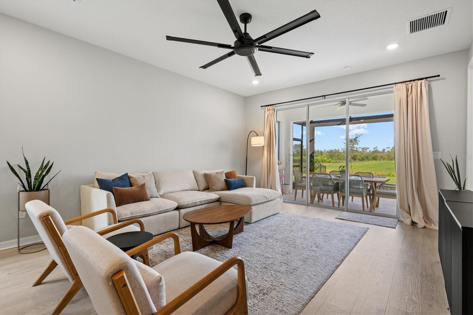 Image 11 of 50 For 9040 Tequila Sunrise Drive
