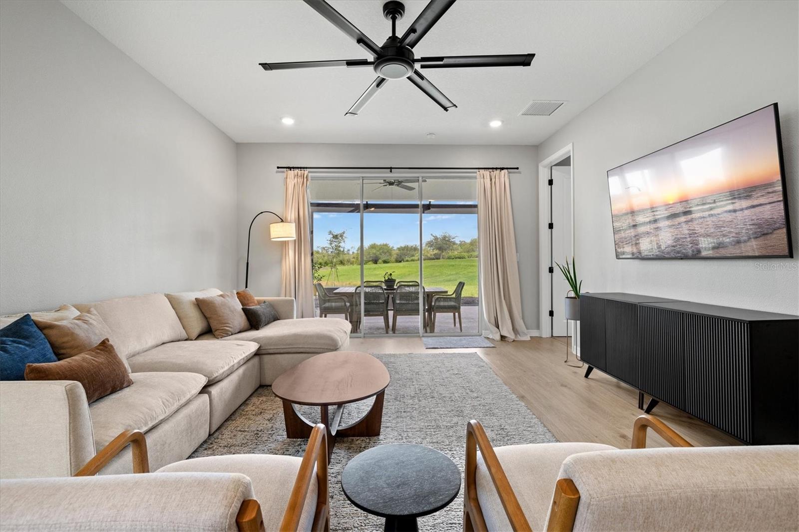 Image 12 of 50 For 9040 Tequila Sunrise Drive