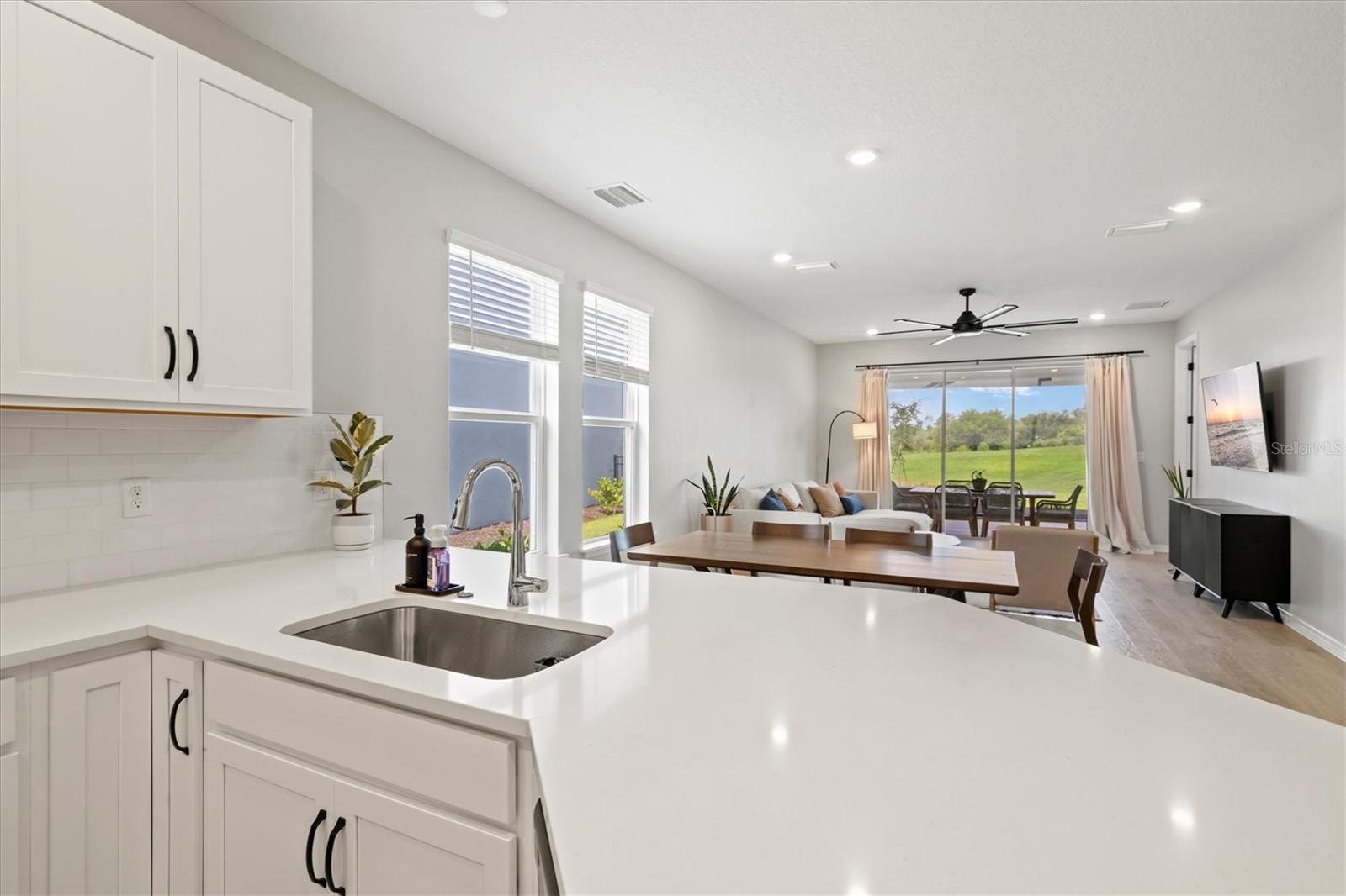 Image 9 of 50 For 9040 Tequila Sunrise Drive