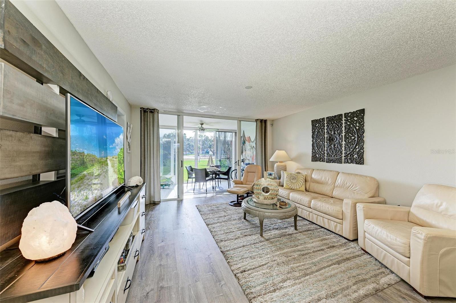 Image 7 of 42 For 4480 Fairways Boulevard 109