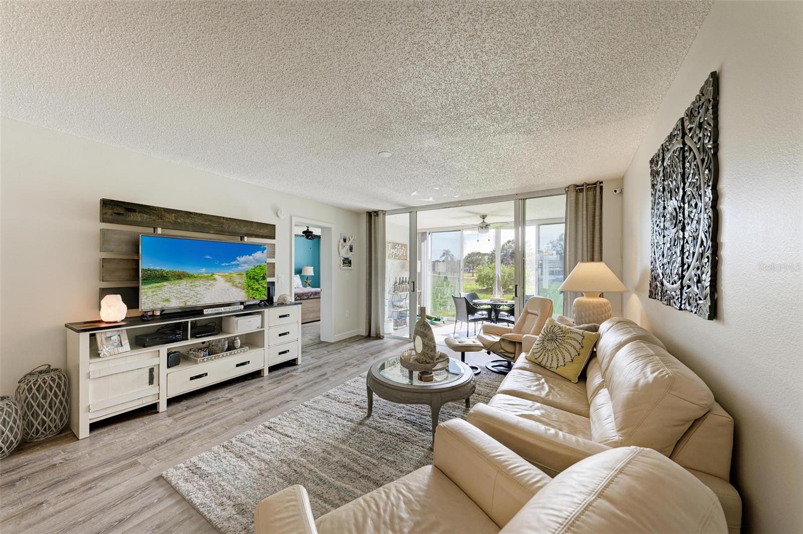 Image 8 of 42 For 4480 Fairways Boulevard 109
