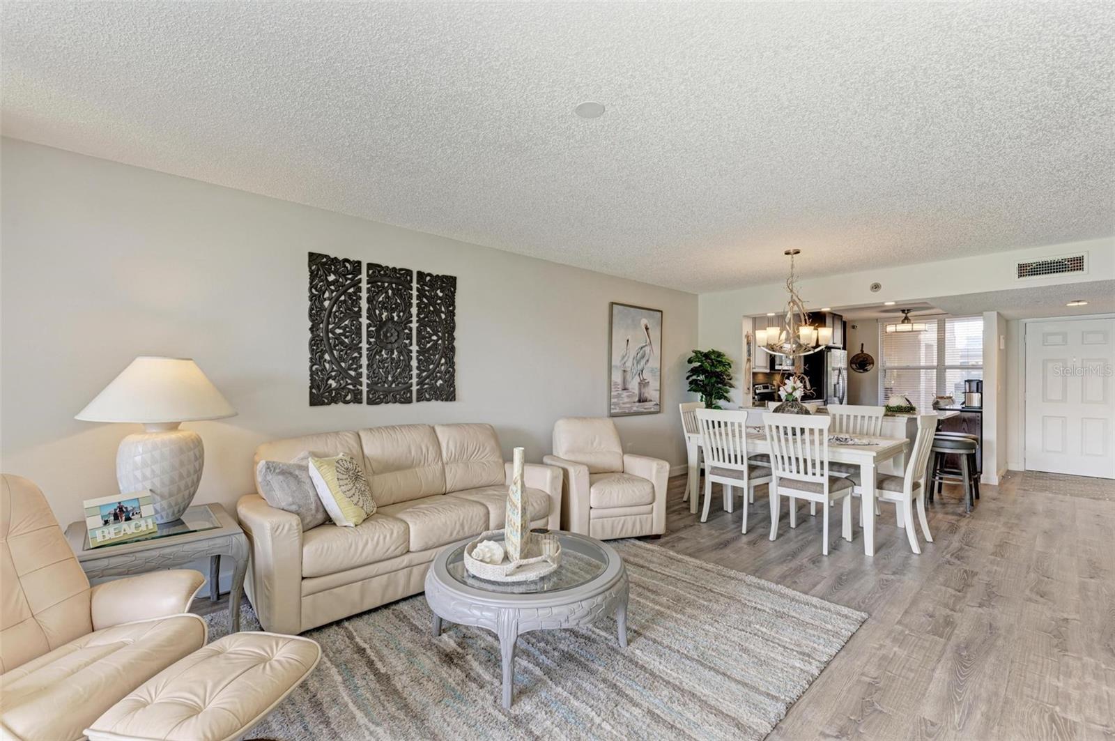 Image 9 of 42 For 4480 Fairways Boulevard 109