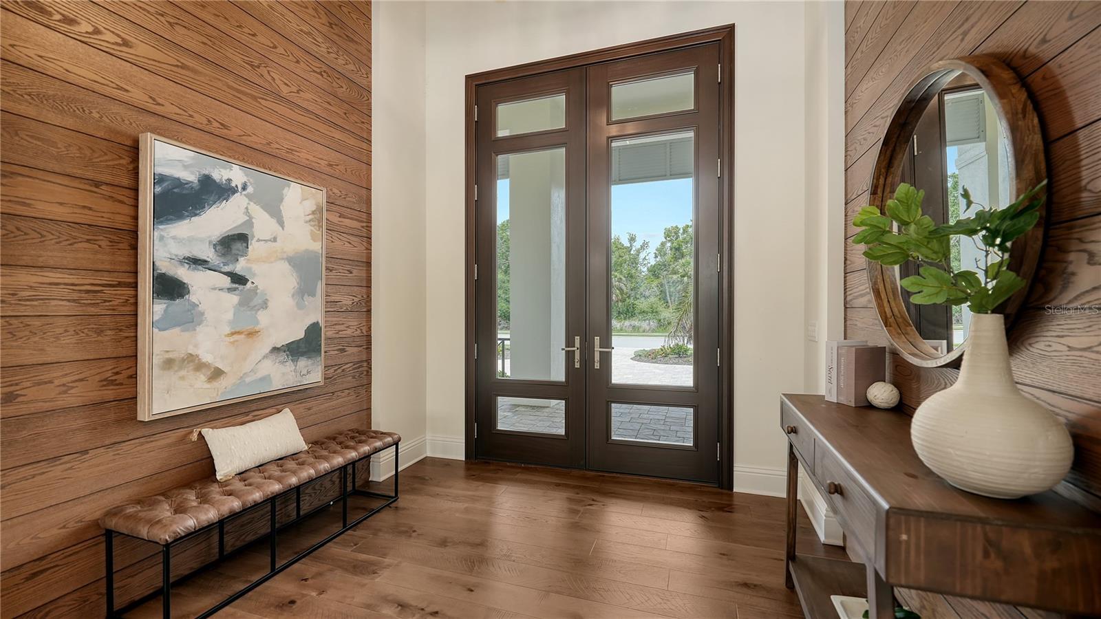 Image 3 of 92 For 14665 Como Circle