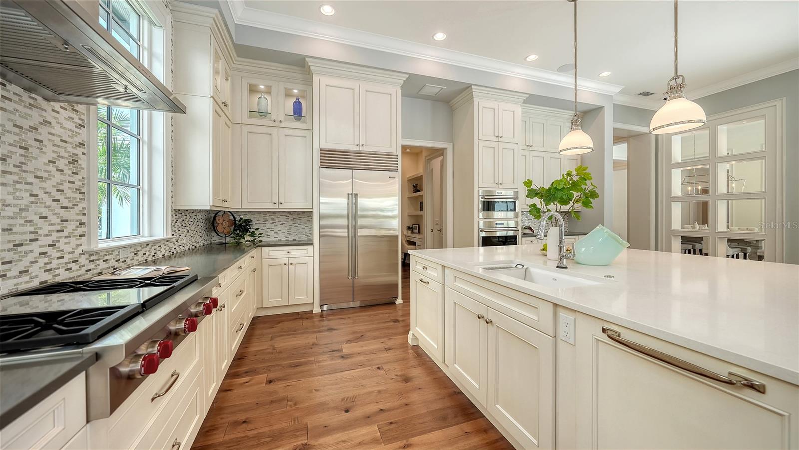 Image 37 of 92 For 14665 Como Circle