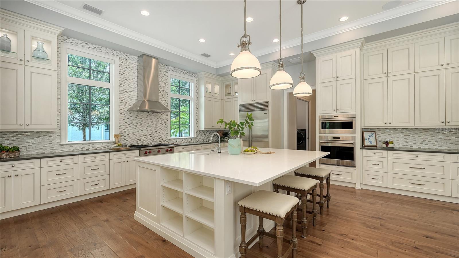 Image 45 of 92 For 14665 Como Circle