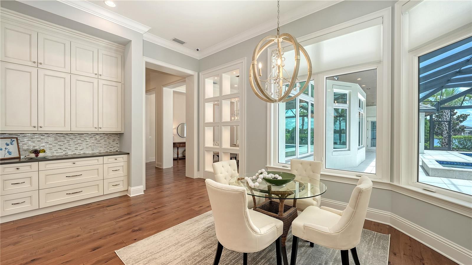 Image 46 of 92 For 14665 Como Circle