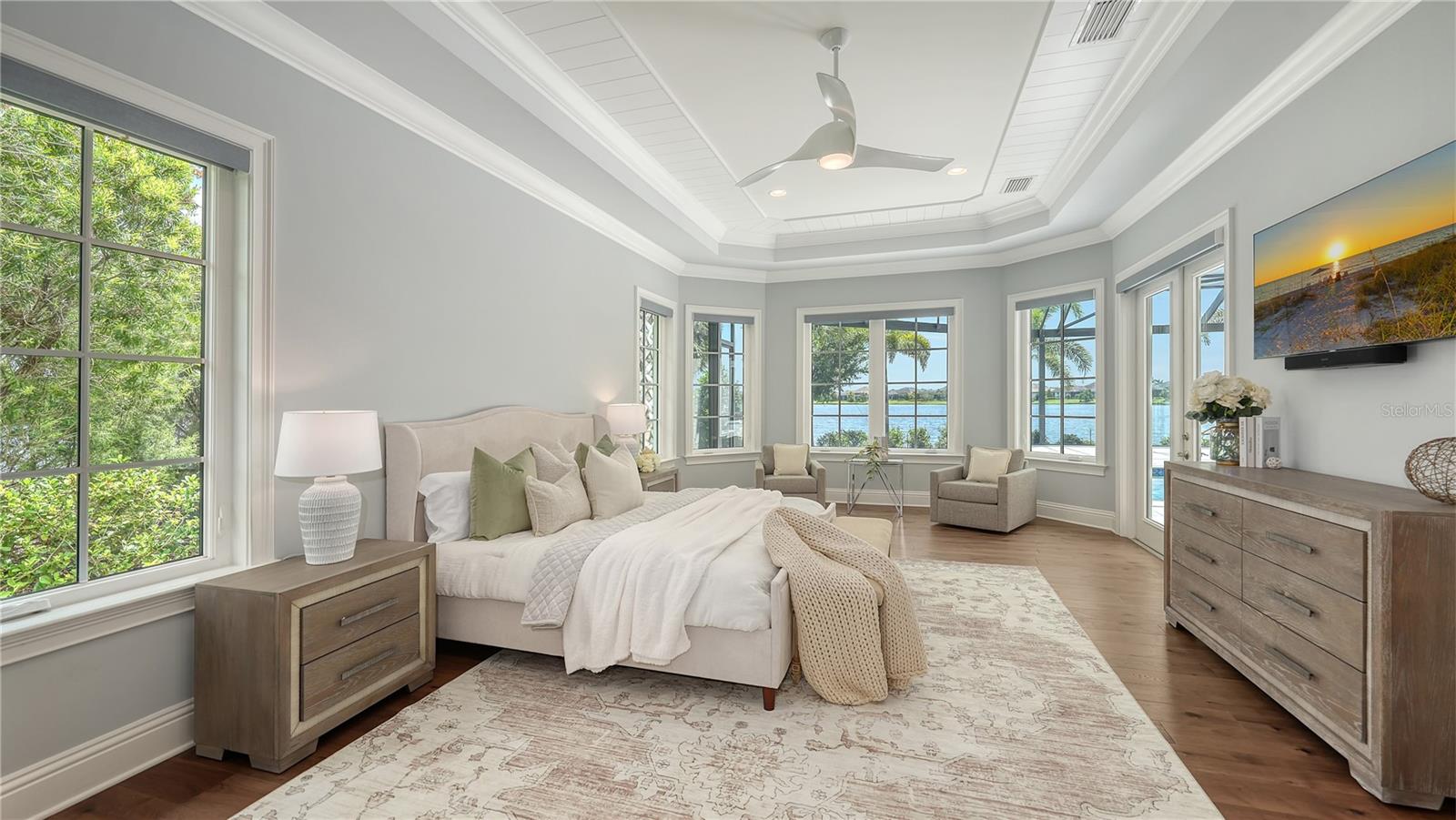 Image 47 of 92 For 14665 Como Circle