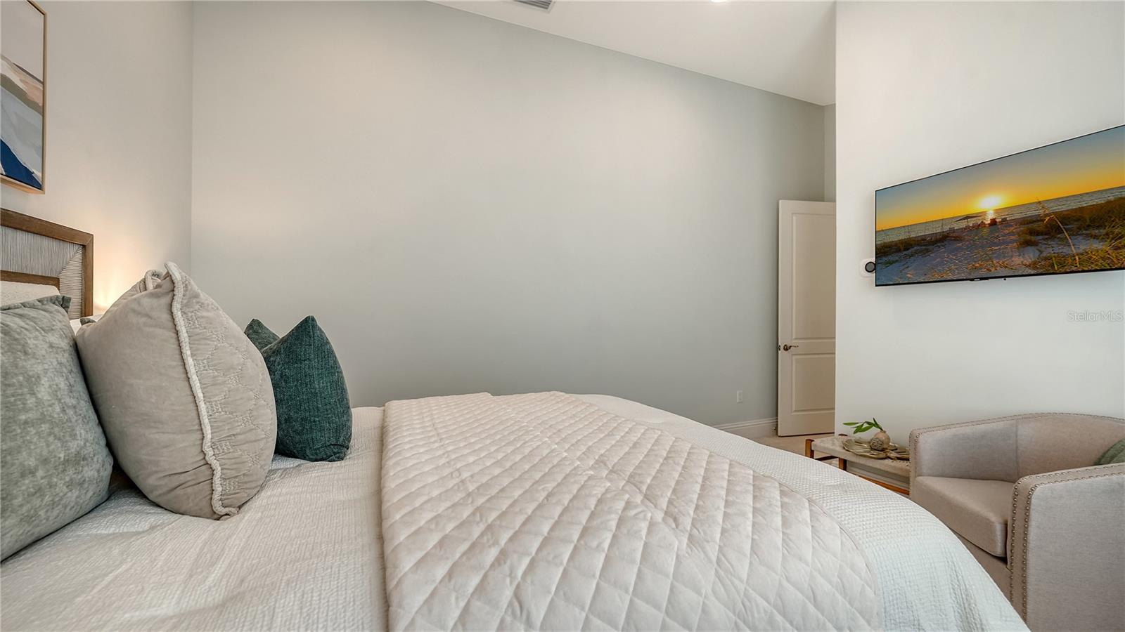 Image 63 of 92 For 14665 Como Circle