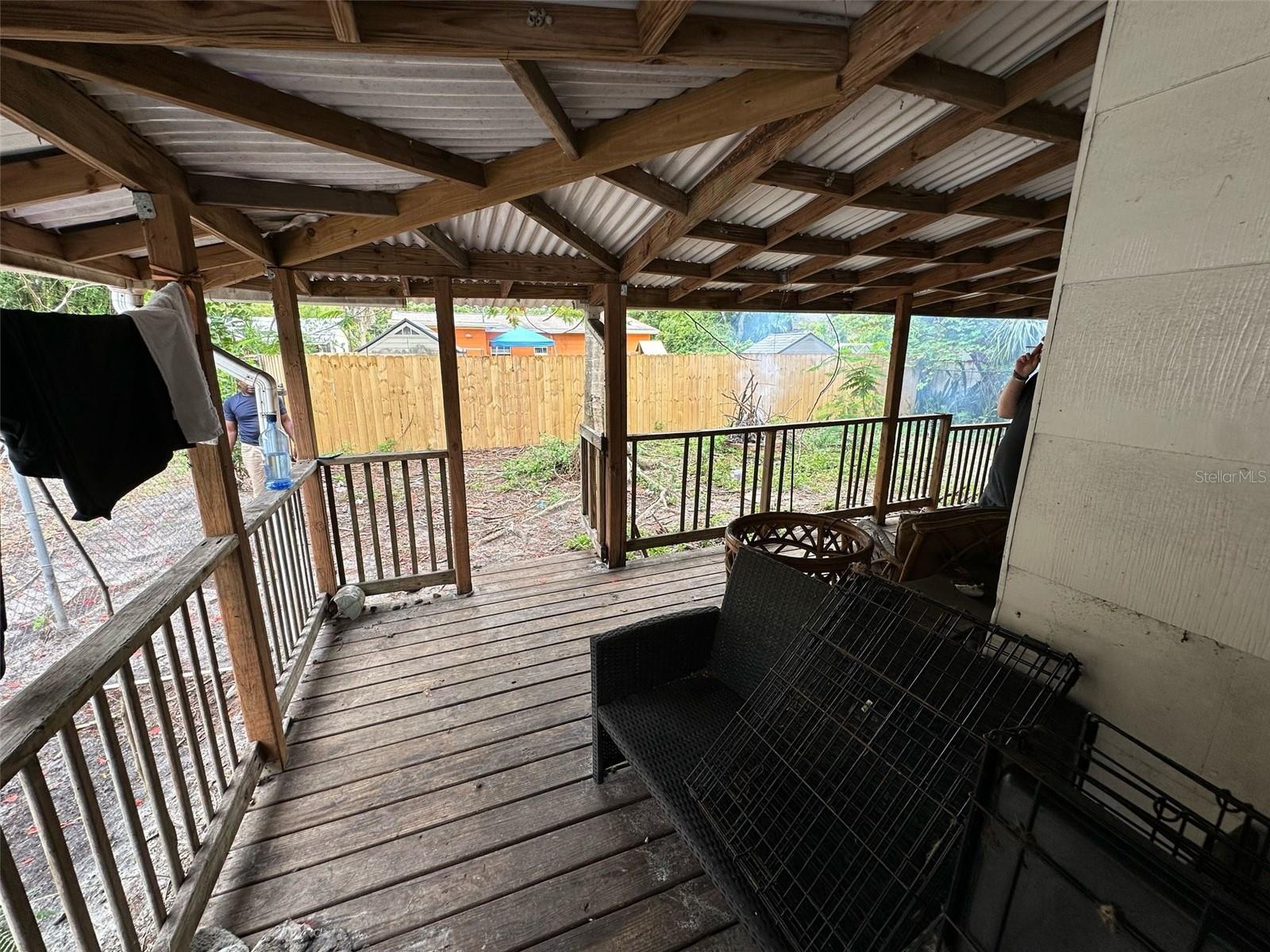 Listing photo id 4 for 2230 50th Avenue N